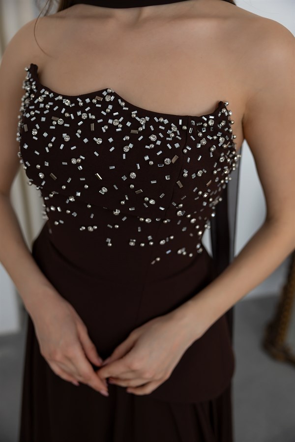 Straplez Göğüs Taş İşlemeli Abiye - KAHVERENGİ