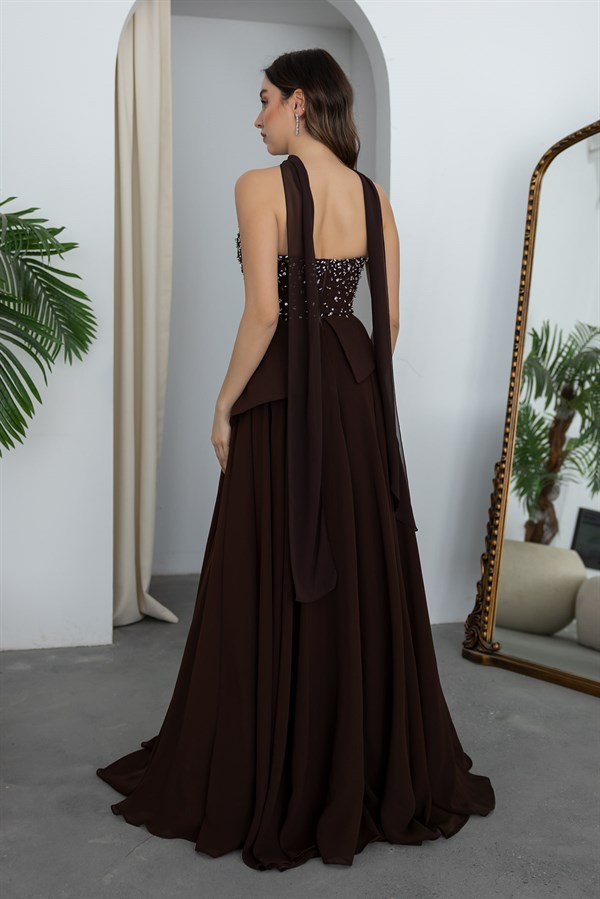 Straplez Göğüs Taş İşlemeli Abiye - KAHVERENGİ