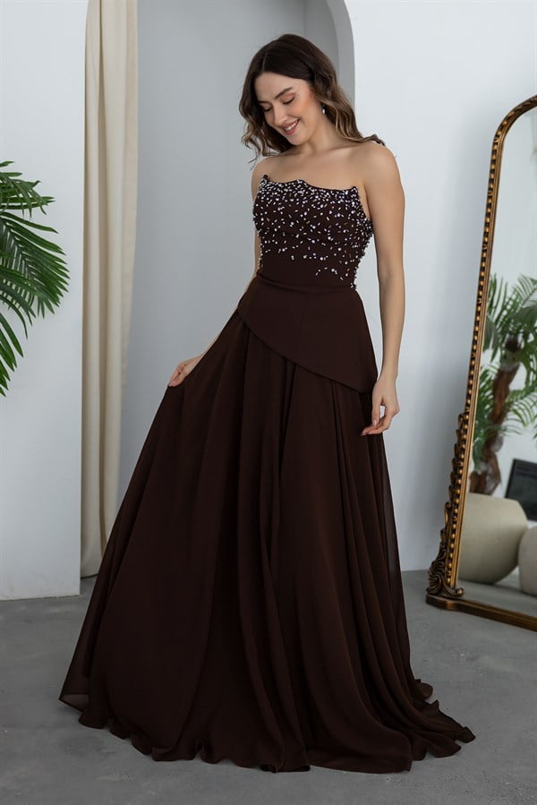 Straplez Göğüs Taş İşlemeli Abiye - KAHVERENGİ