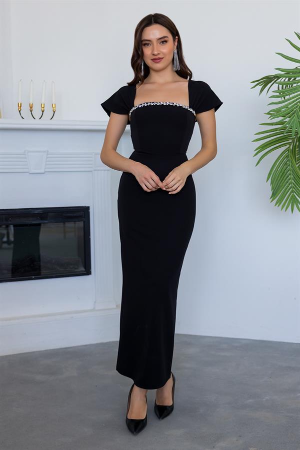 Stone Detailed Pencil Dress - Black