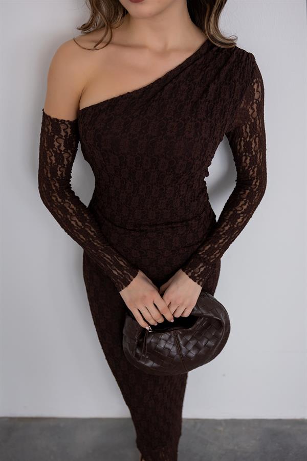 Tek Omuz Dantel Elbise - KAHVERENGİ
