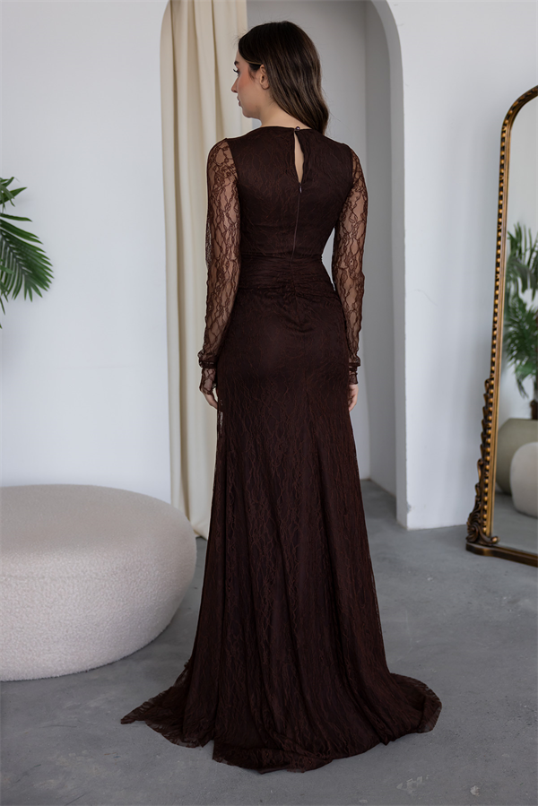 Yaka Boncuk İşlemeli Dantelli Abiye - KAHVERENGİ