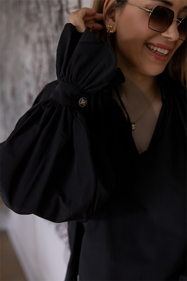 Yaka İp Biyeli Bluz - SİYAH