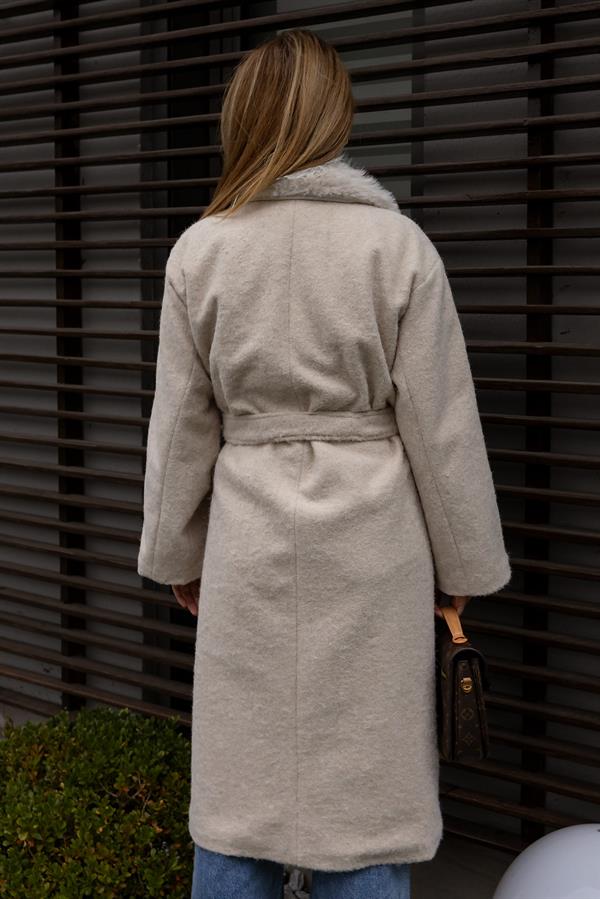 Yaka Kürklü Kuşaklı Kaban - KREM