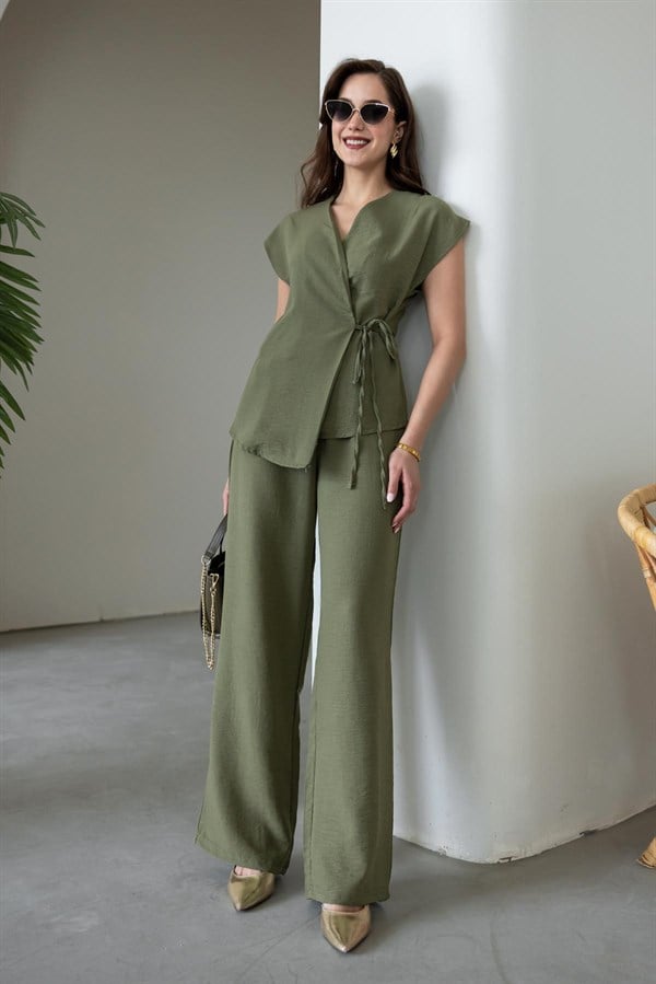 Yandan Bağlamalı Keten Takım - HAKİ