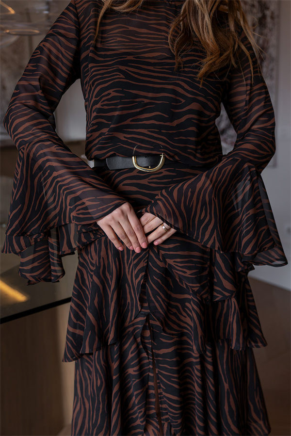 Zebra Desen Katlı Şifon Elbise - KAHVERENGİ
