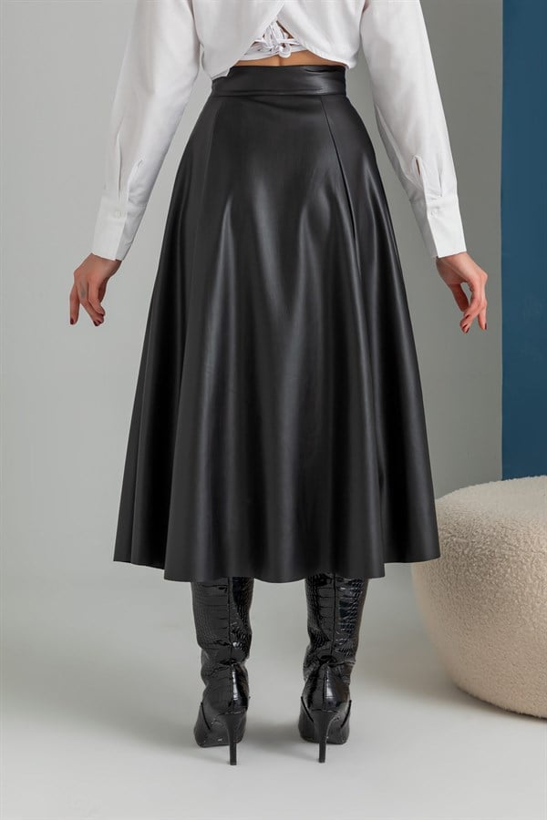 Black Skirt