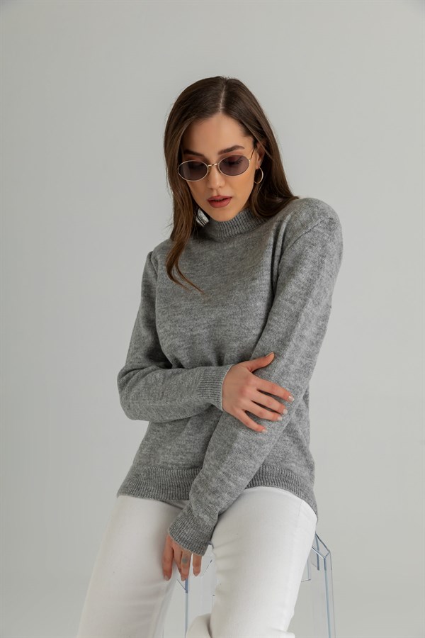 Gray Knitwear