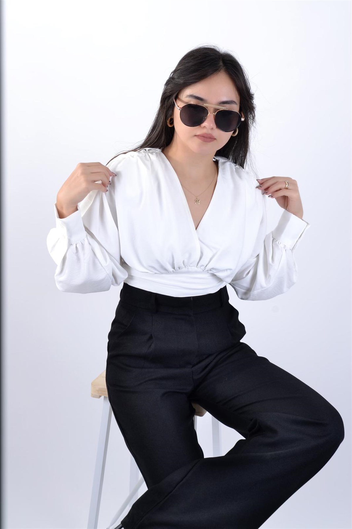 BEYAZ BALON KOL ŞIK BLUZ