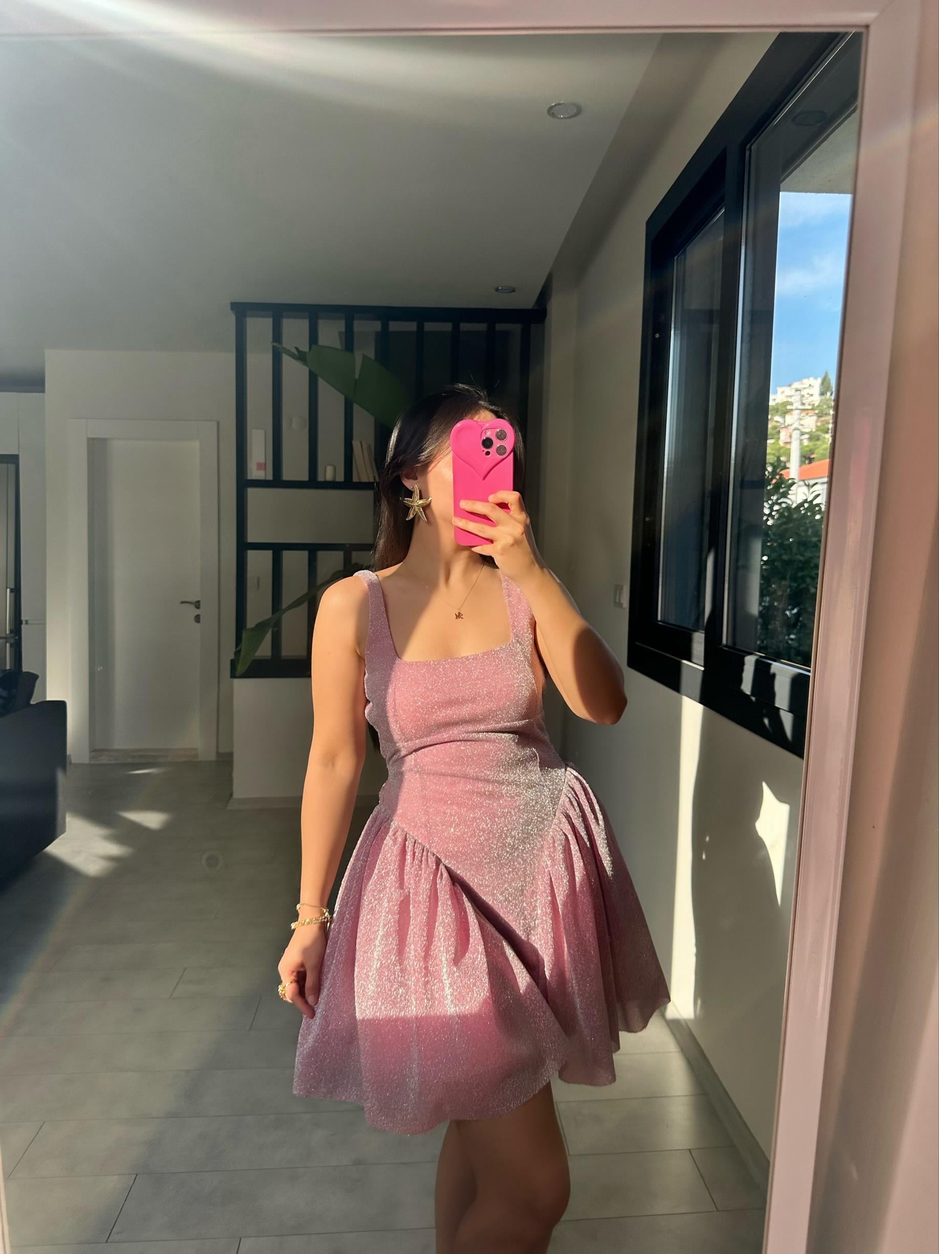 SIRT DEKOLTELİ ELBİSE