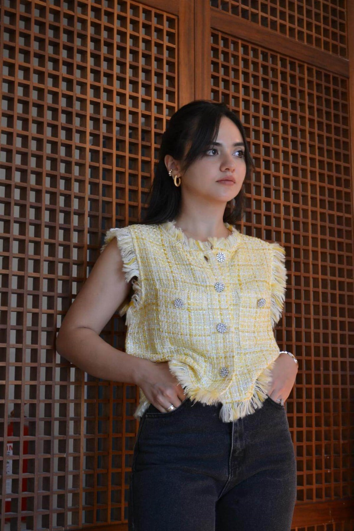 TAS DUGMELI TUVIT YELEK