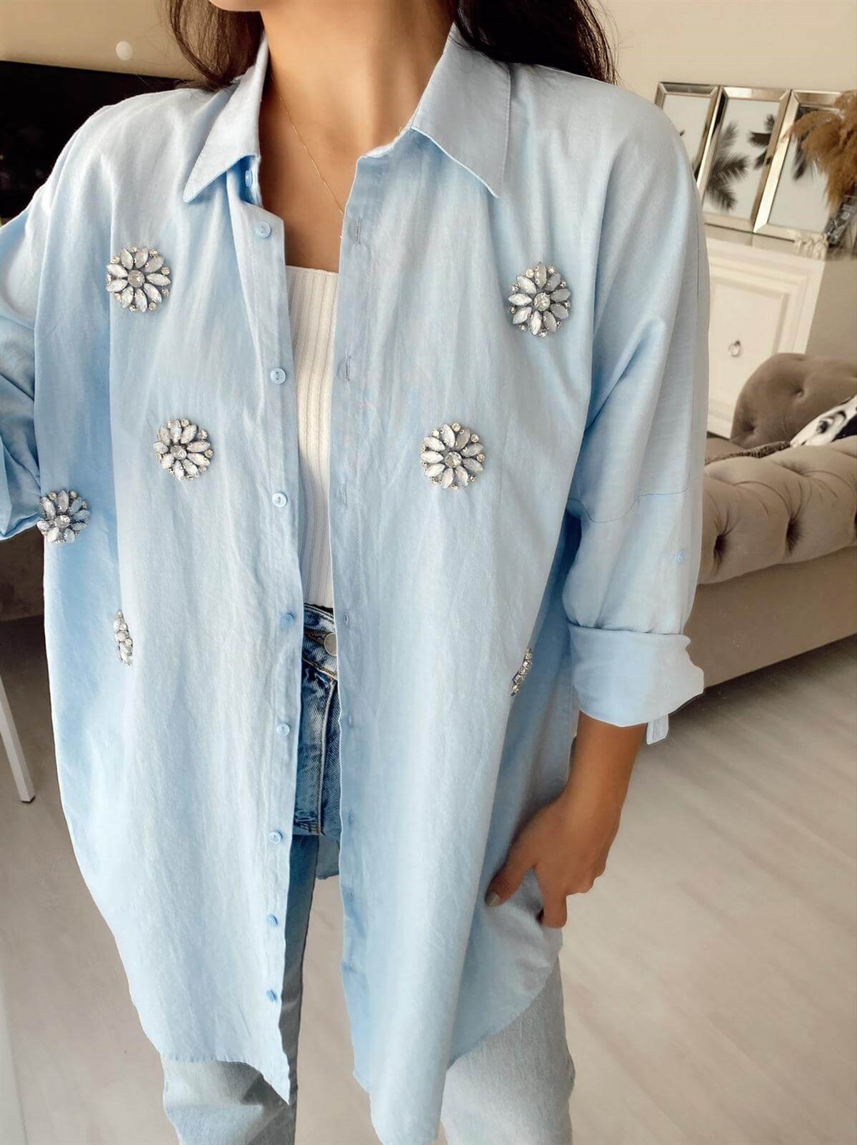 TAŞ İŞLEMELİ  GÖMLEK