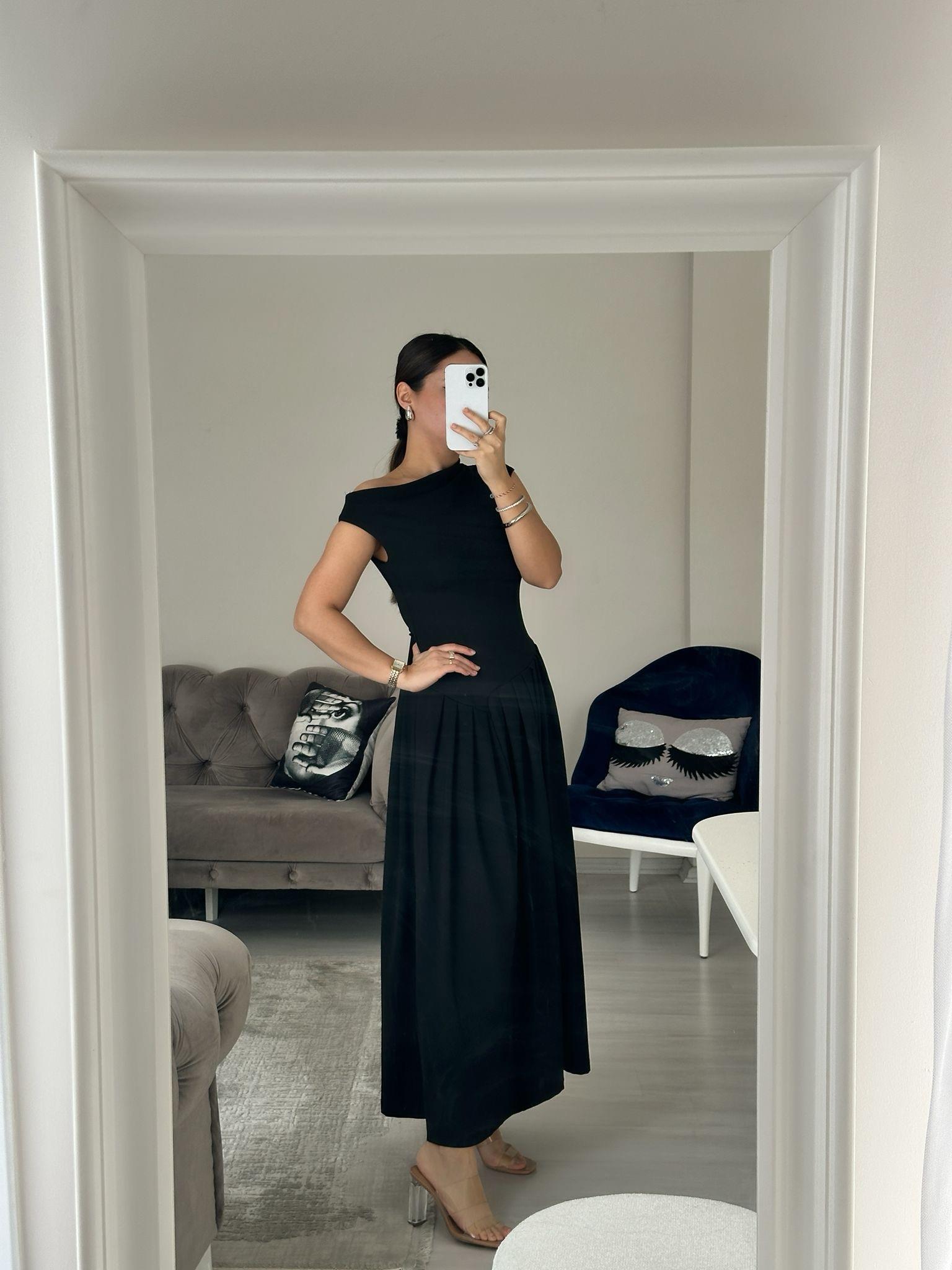 ASİMETRİK YAKA MİDİ ELBİSE SİYAH