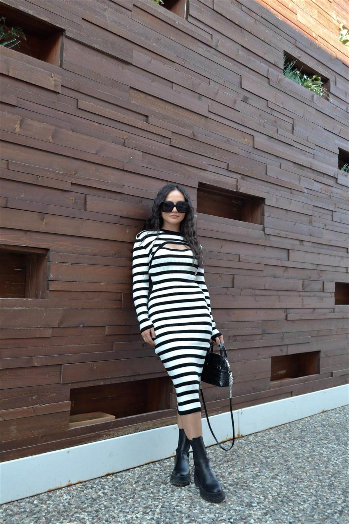 ÇİZGİLİ TRİKO ELBİSE