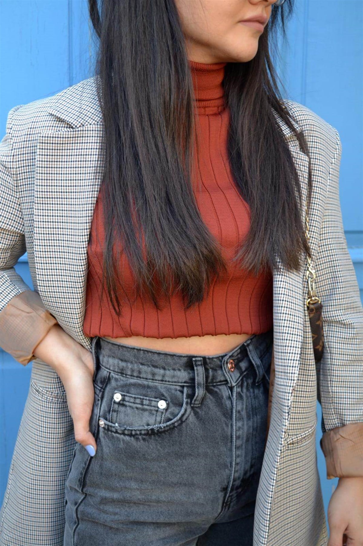 KREMİT BOĞAZLI TRİKO