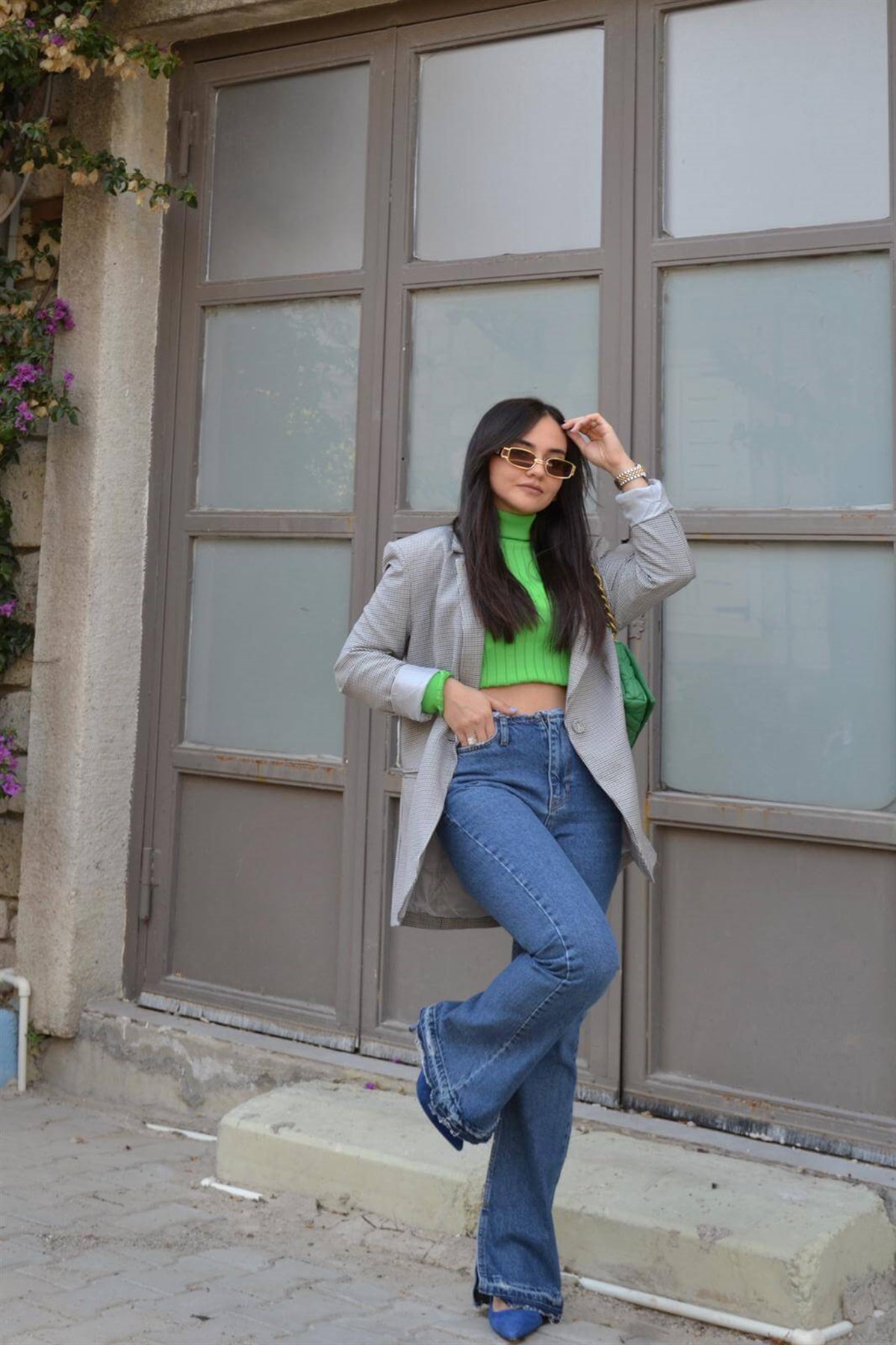 PAÇA YIRTMAÇ DETAYLI JEAN