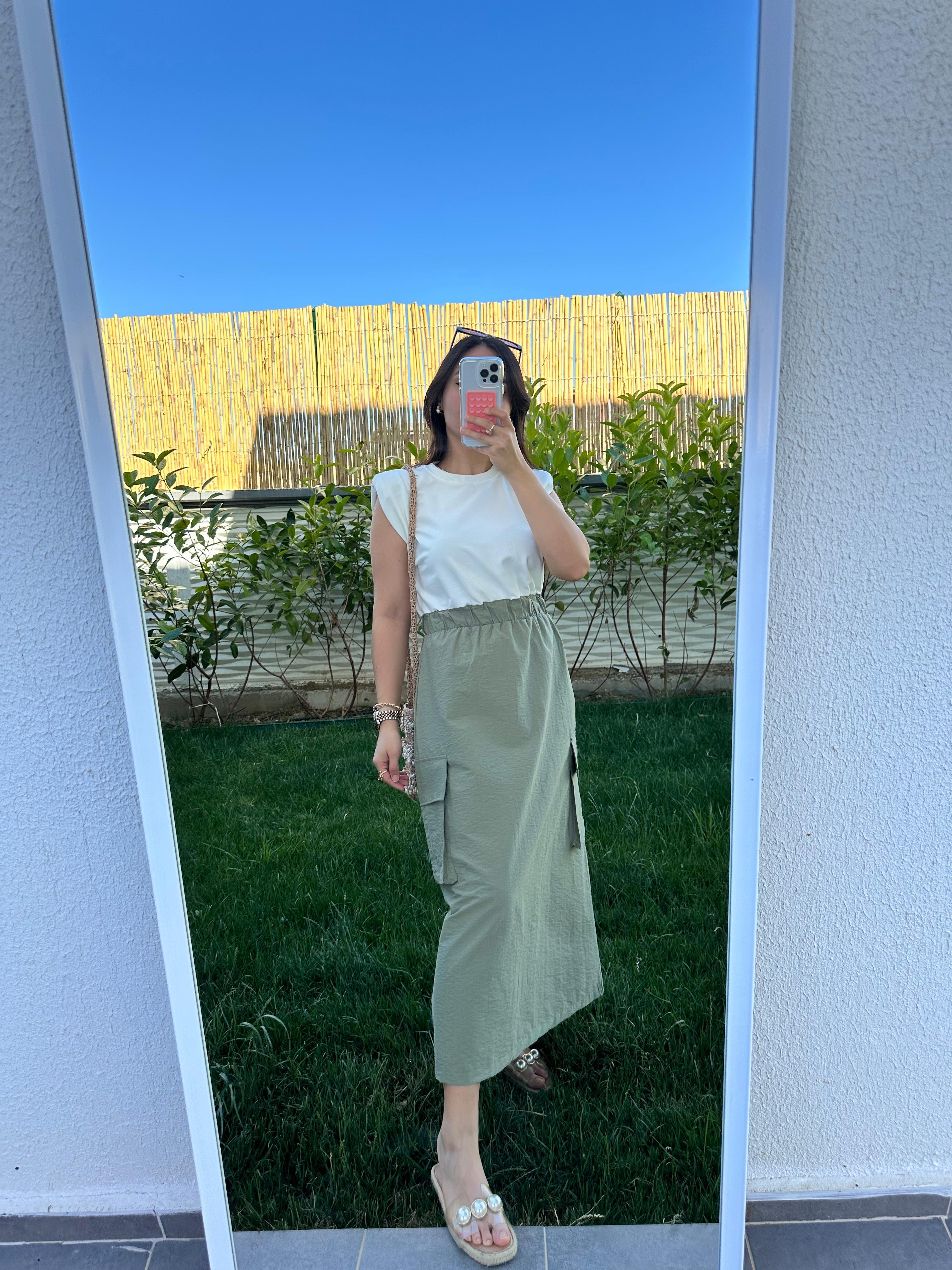 PARAŞÜT ETEKLİ ELBİSE