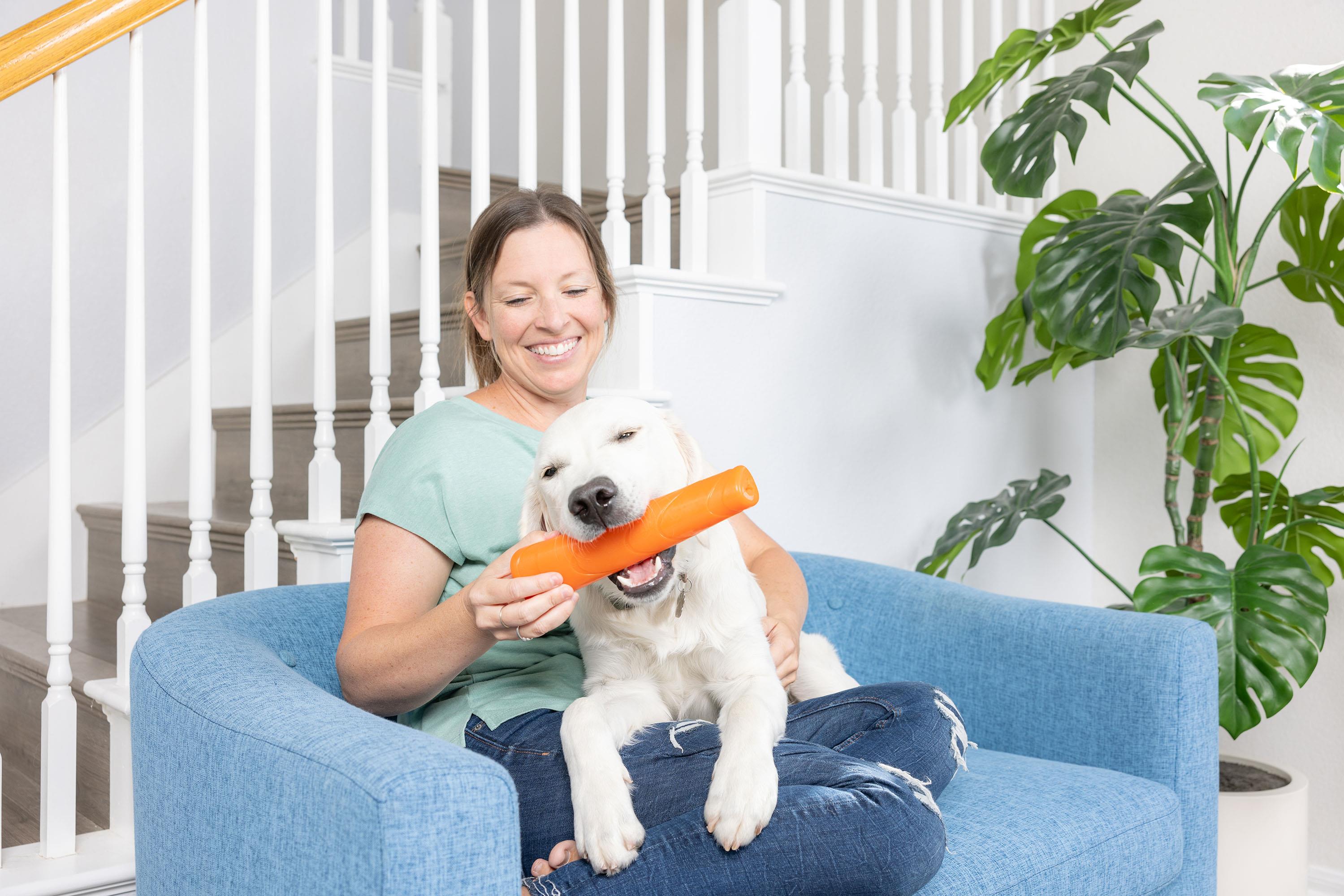 Chuckit! Super Crunch Stick Köpek Oyuncağı (Küçük Boy)