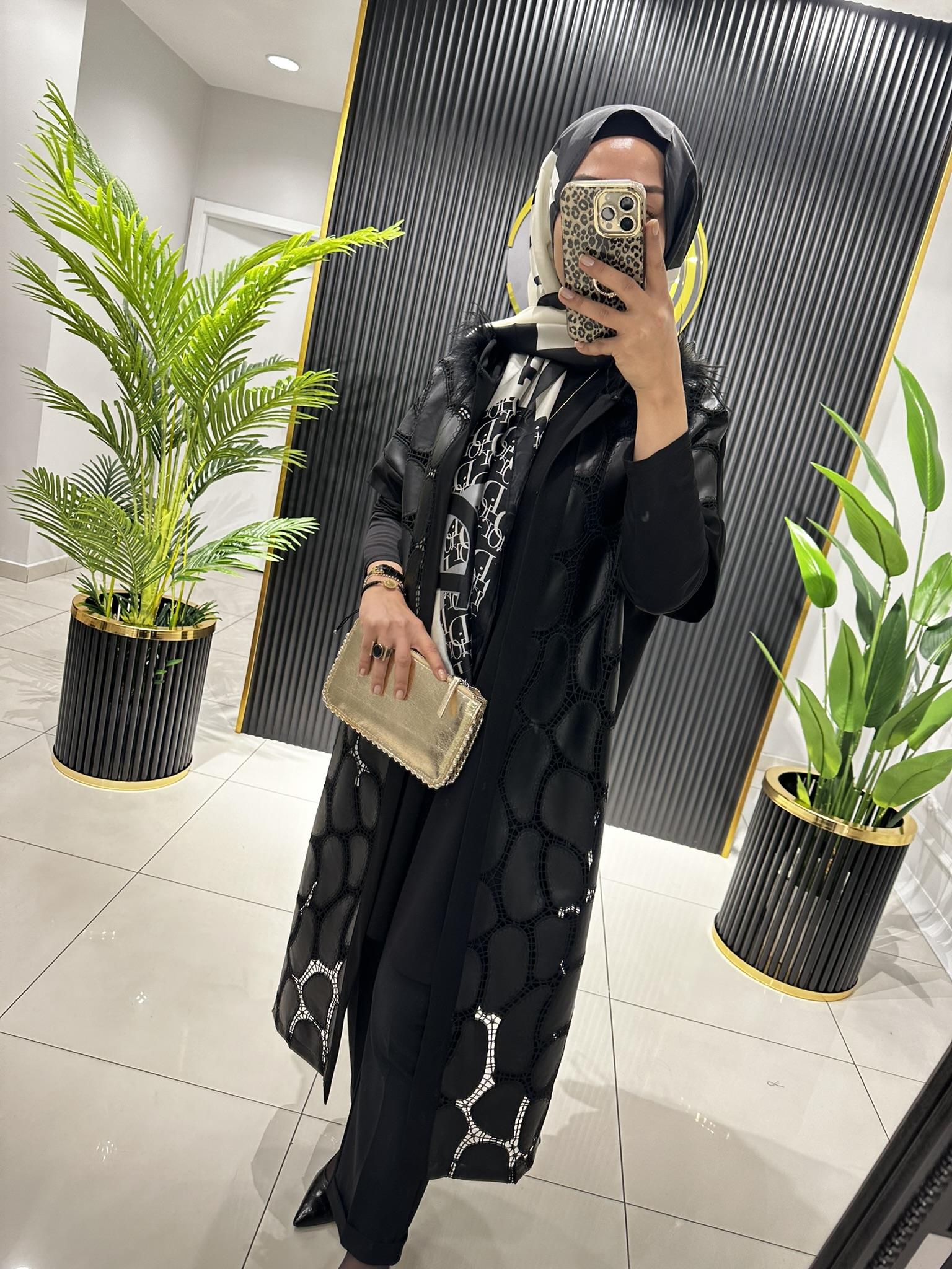 16-1081 PARÇA ÖRME DERİLİ YELEK  SİYAH