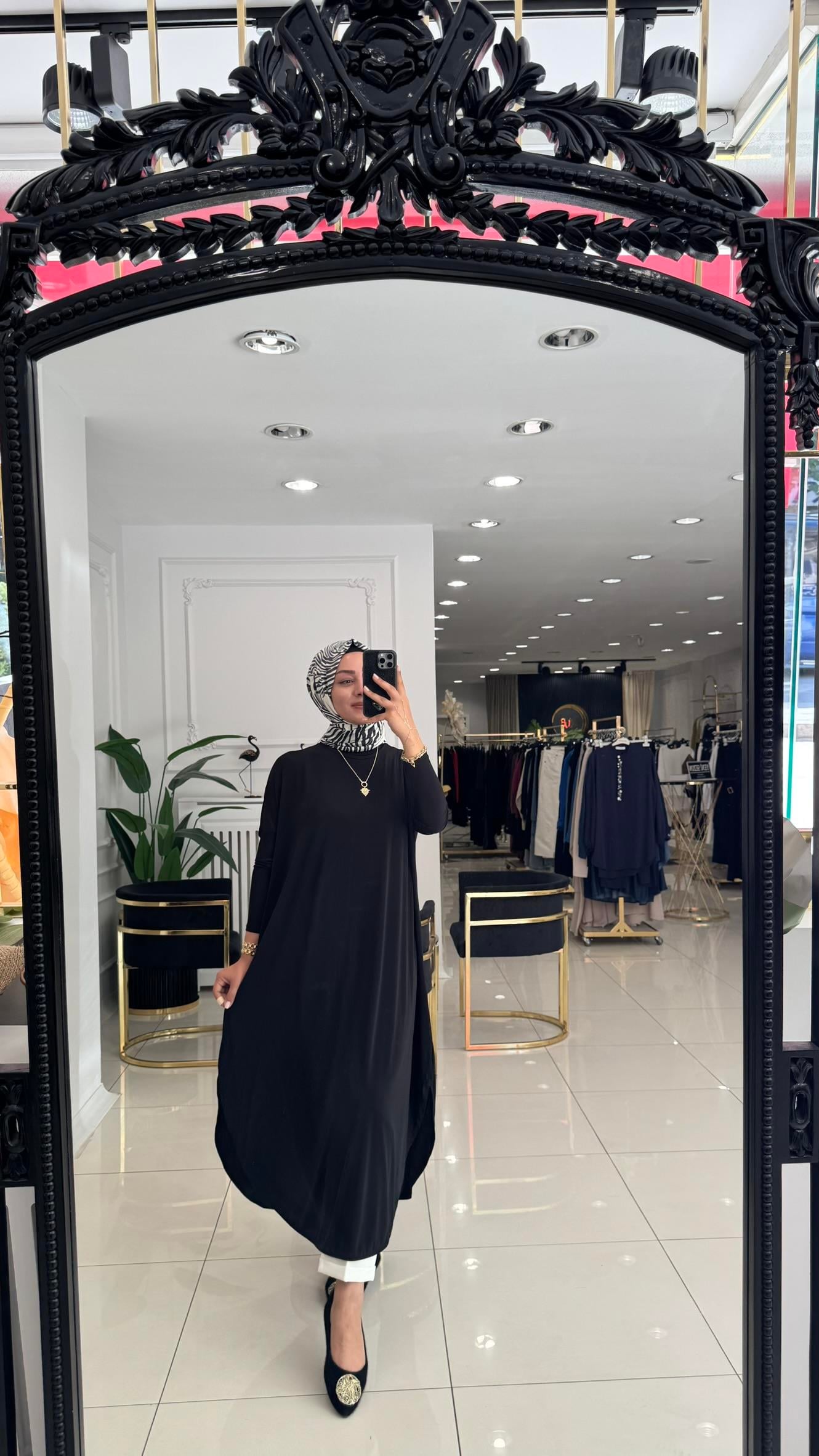 1735 Yanları yırtmaçlı tunik-SİYAH