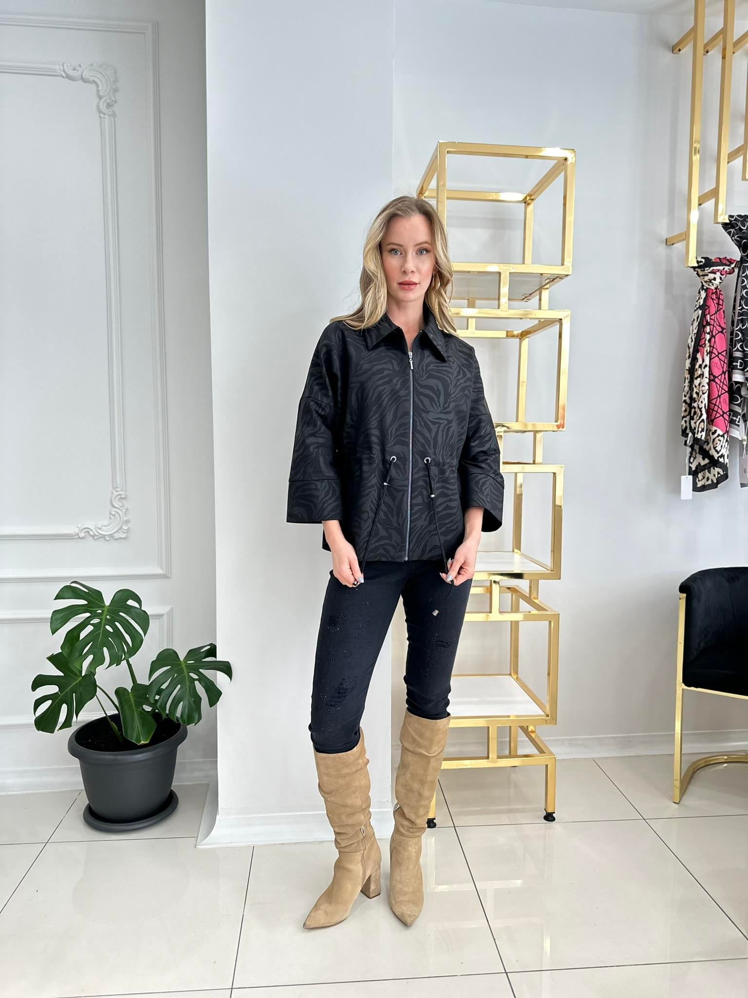 23KSL1269 BELİ BÜZGÜLÜ ZEBRA DESEN CEKETSİYAH