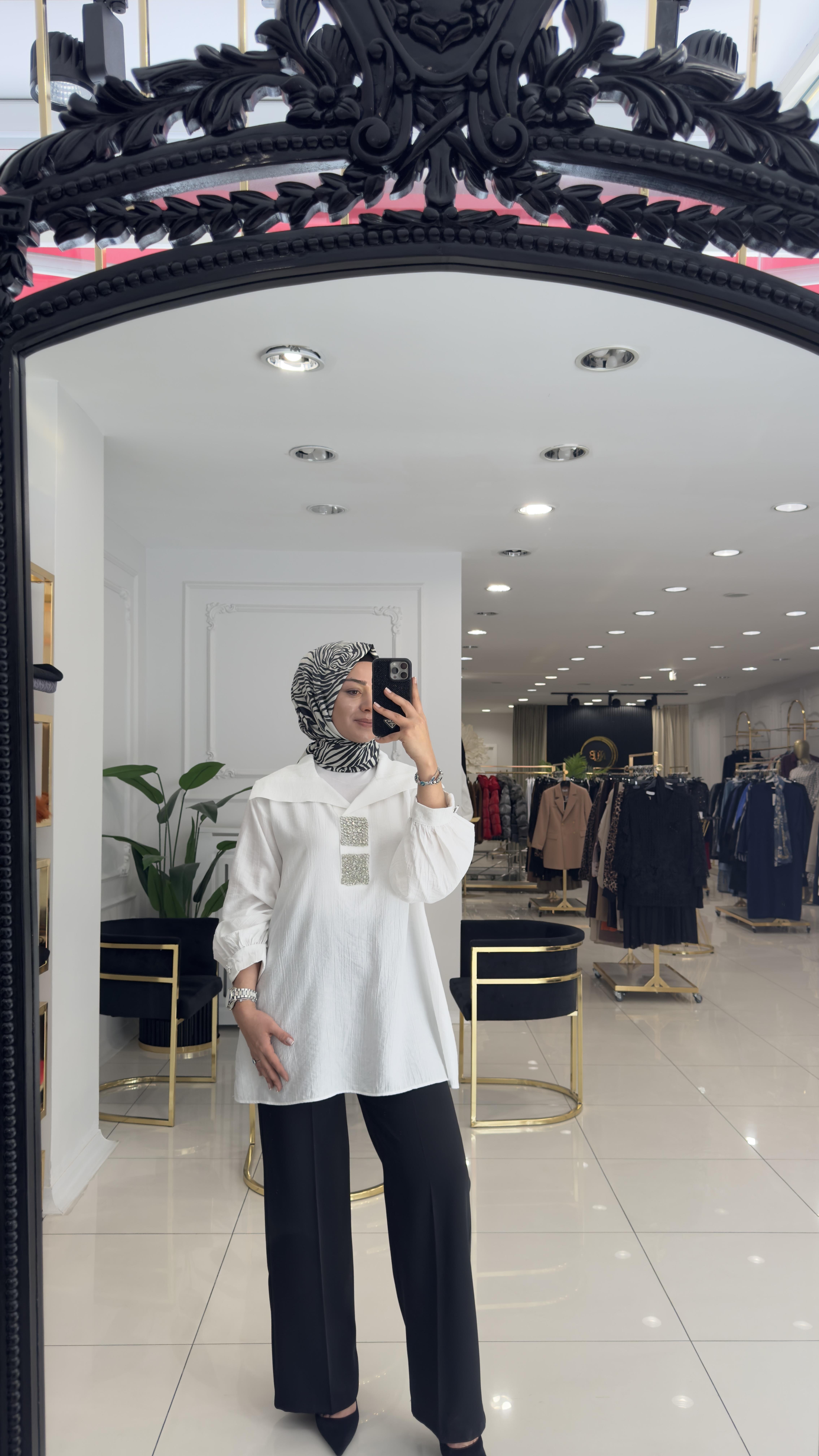 3232 Mona Taşlı Tunik- BEYAZ