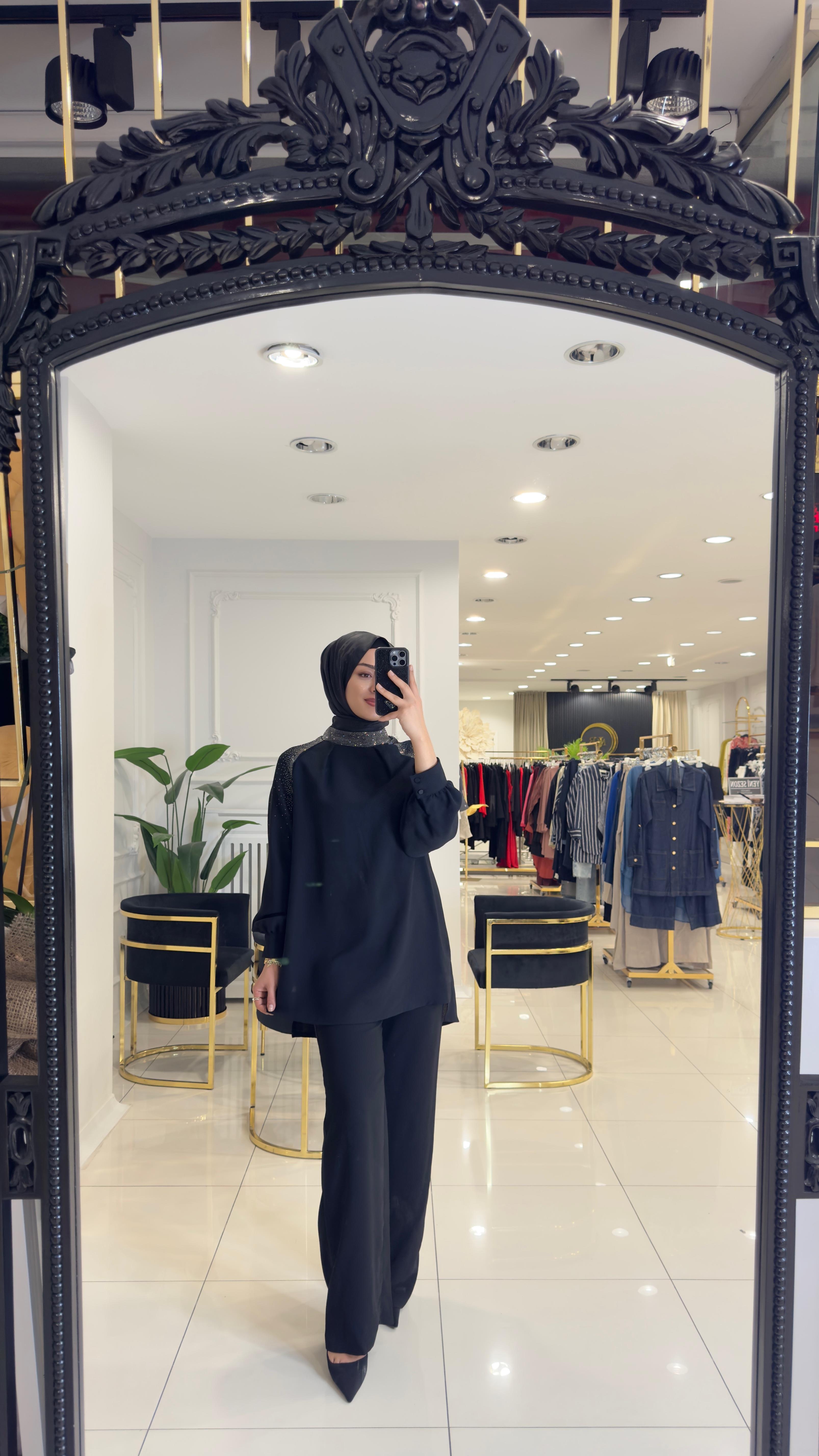 8500 Narin taşlı  ithal krep takım-SİYAH