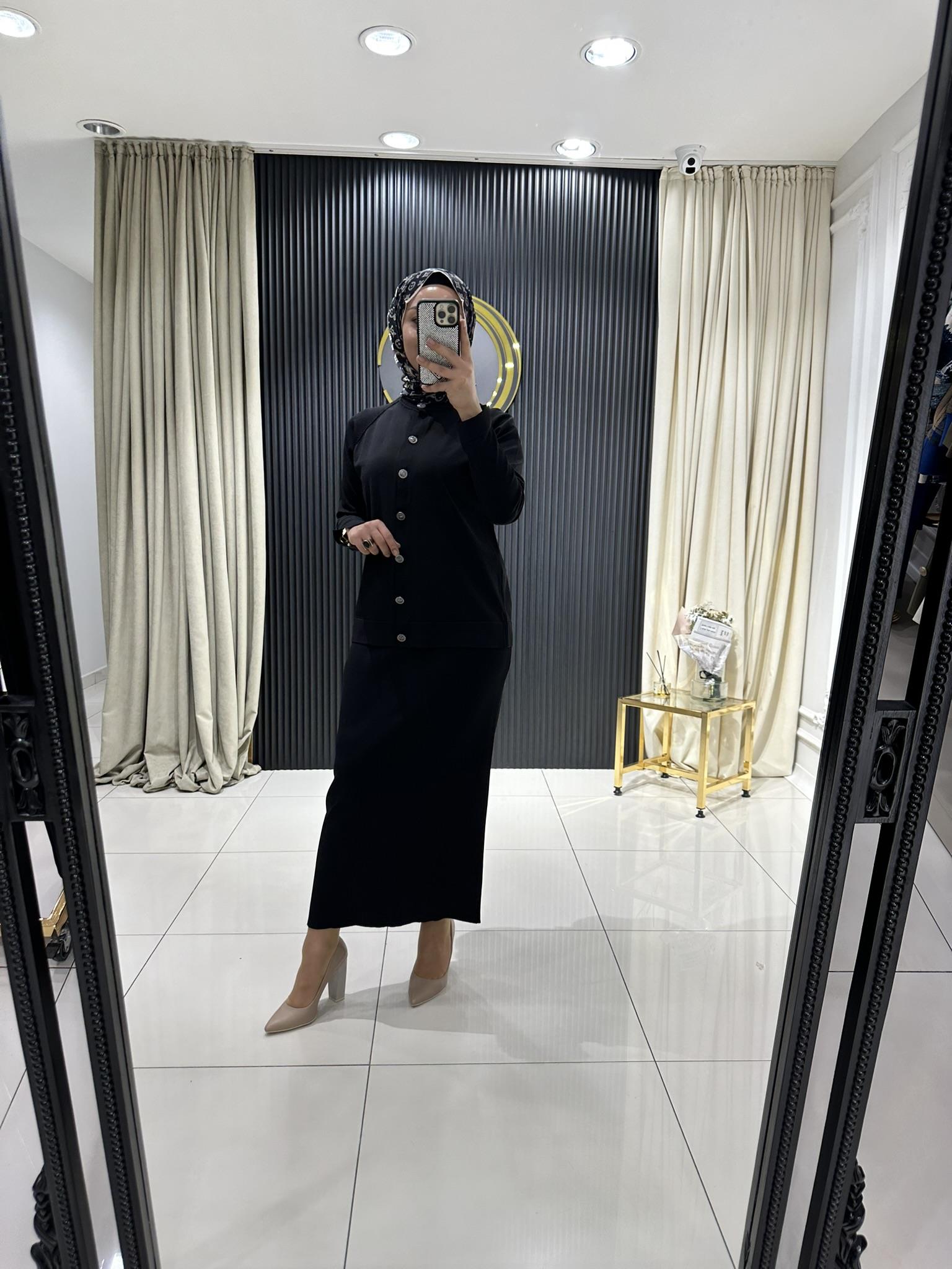 1300 Önden düğmeli triko hırka  SİYAH