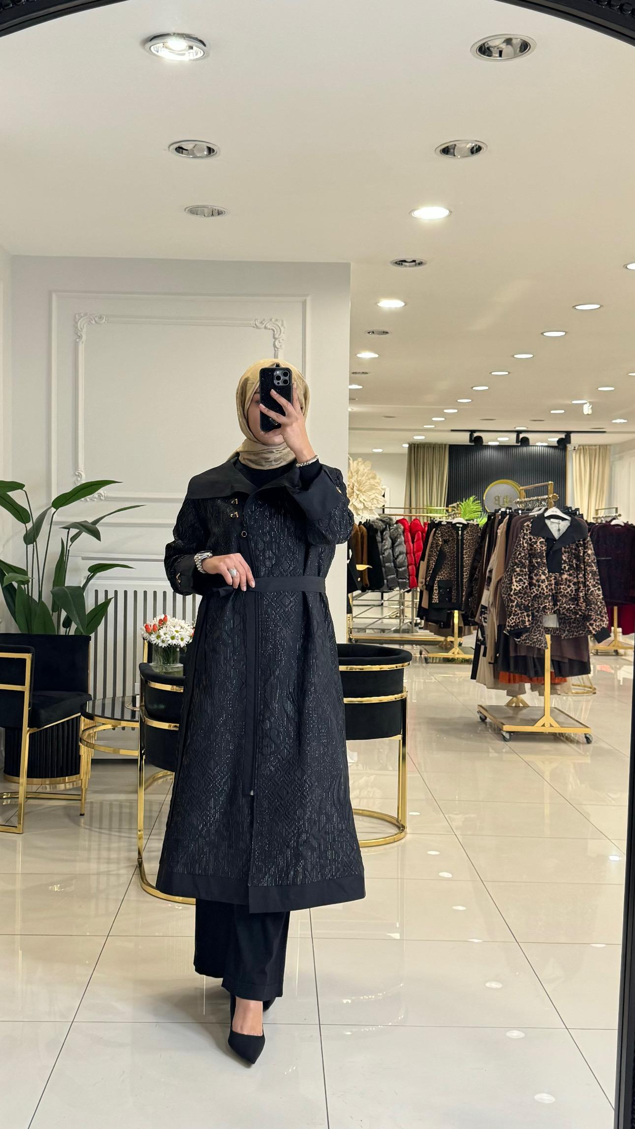 1483 Mihra Kap-SİYAH