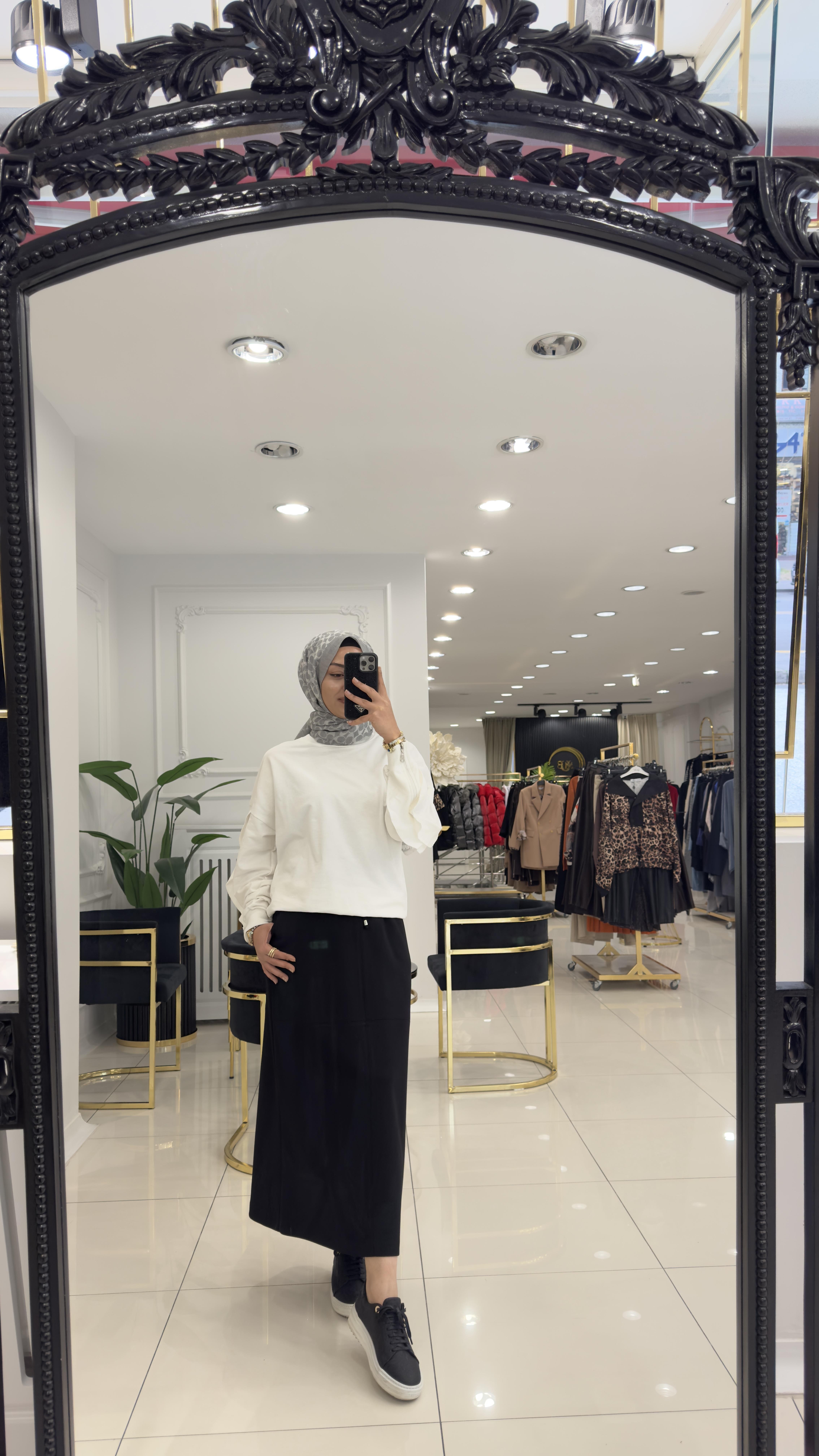 2220 Volanlı fermuarlı bluz-EKRU