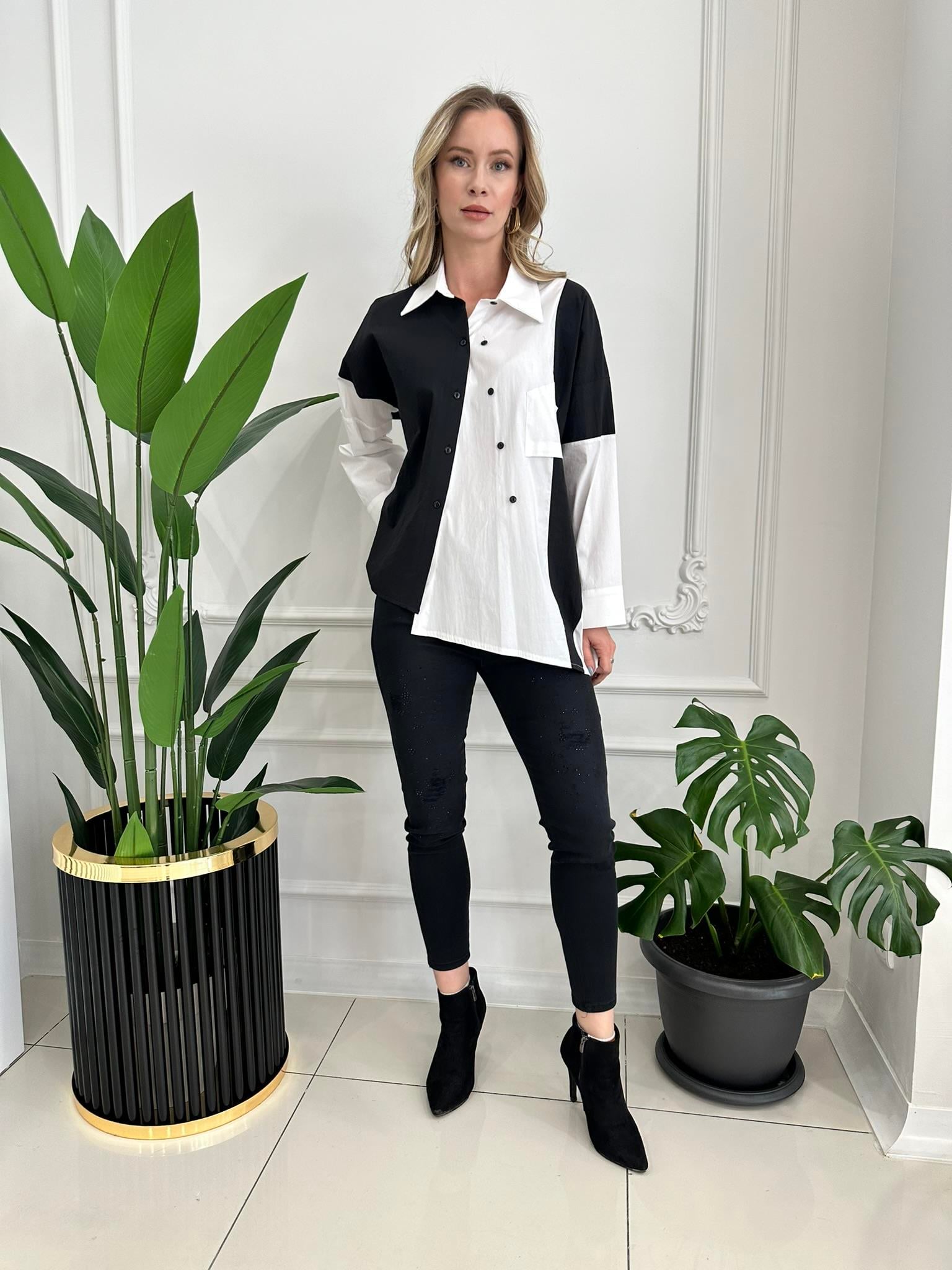 225634 GÖMLEKSİYAH-BEYAZ 