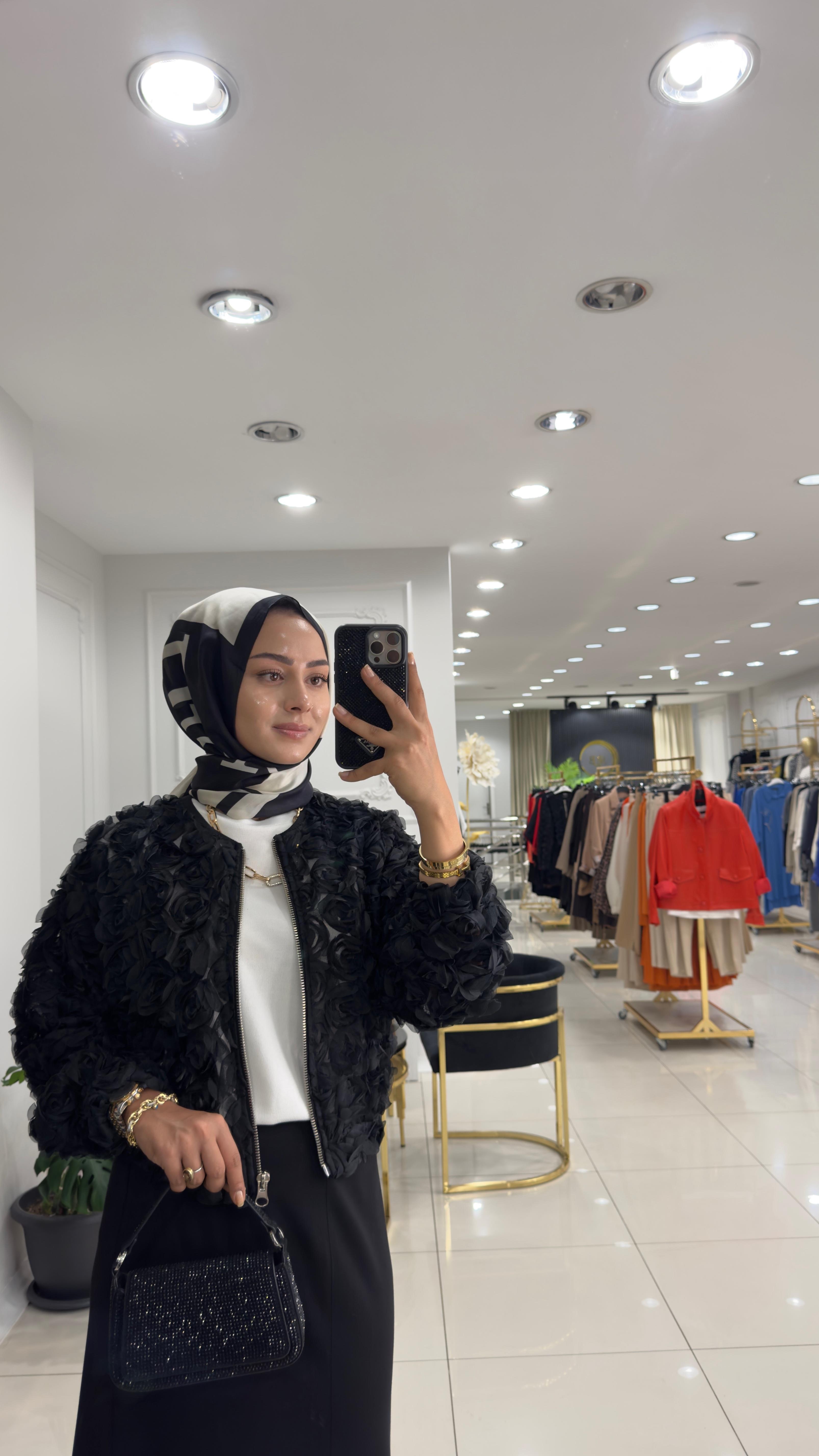 4820 Mona Gül Ceket- SİYAH