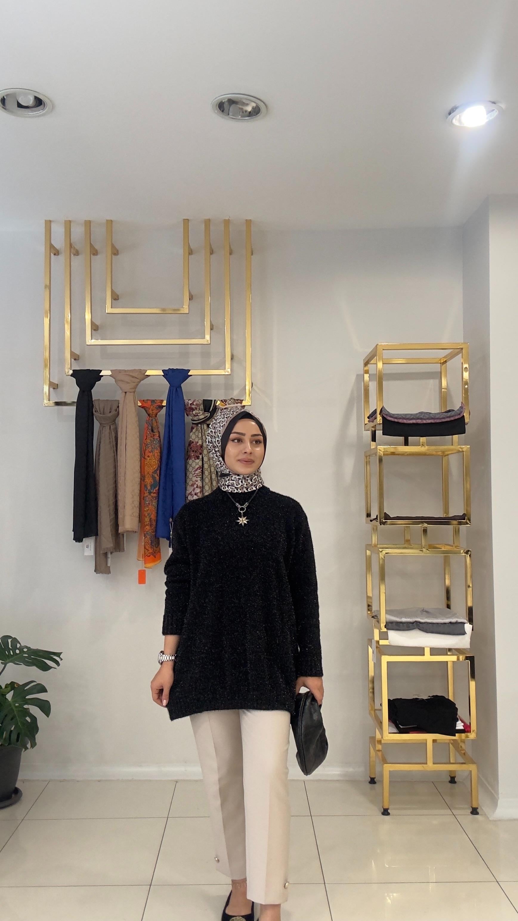 51114 Miray Kazak-SİYAH