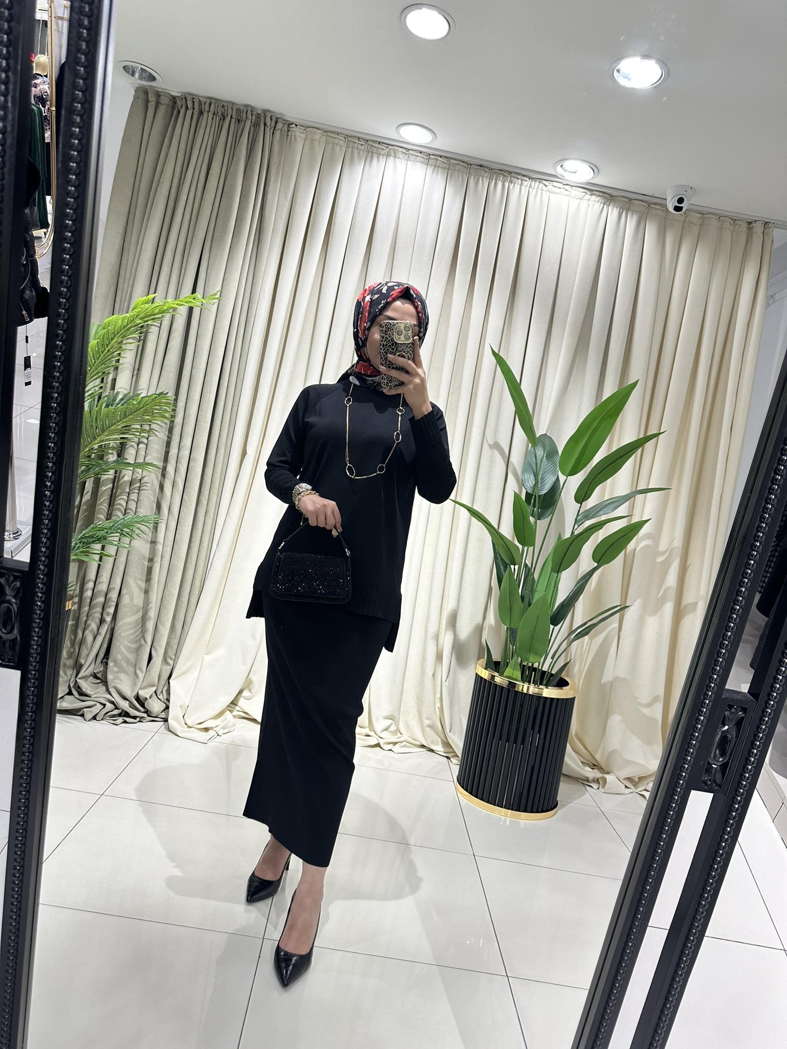 600 TIRTIKLI BLUZLU KALEM ETEKLİ TK SİYAH