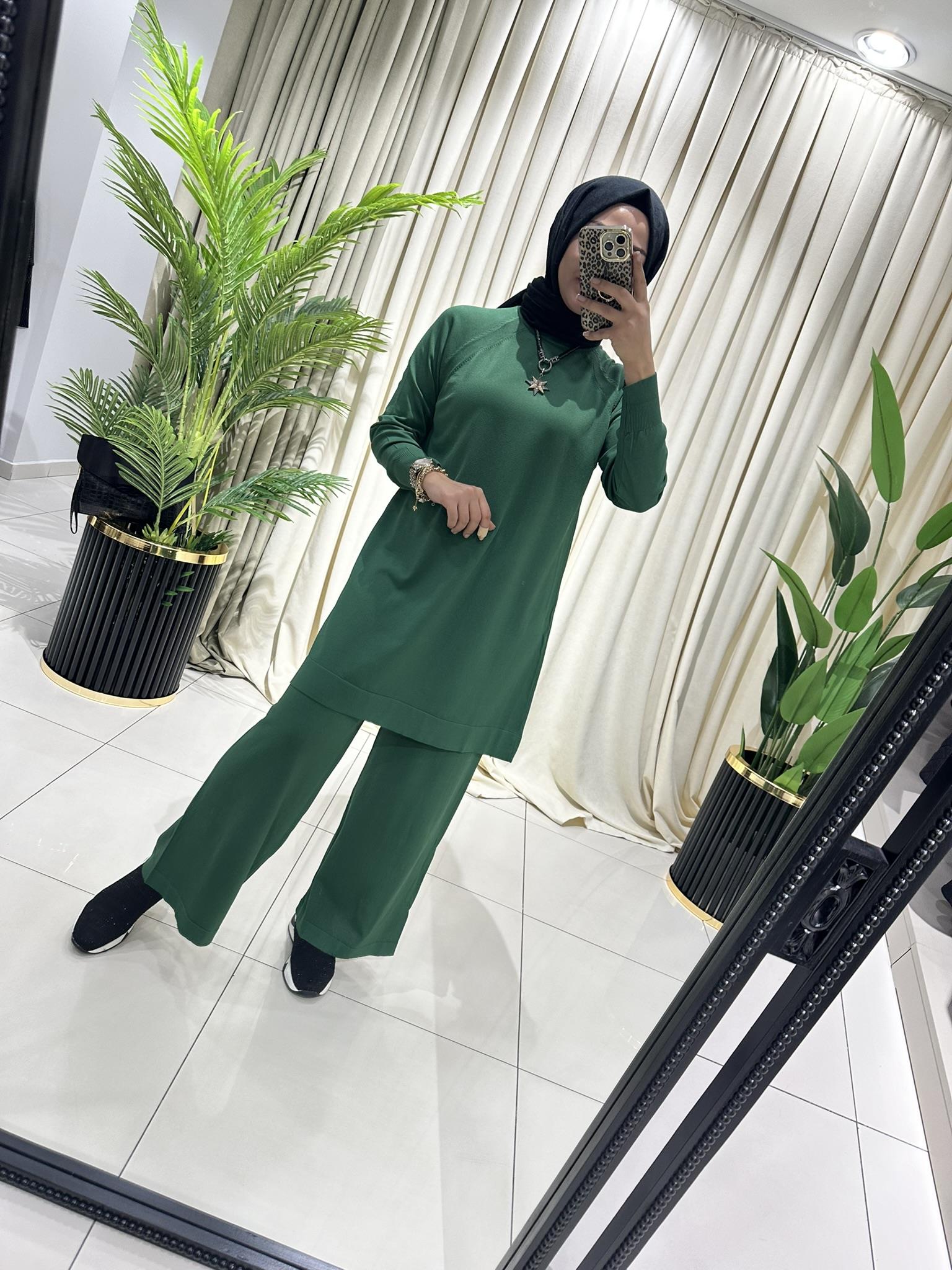 601 DÜZ PANTOLONLU TAKIM  ZÜMRÜT