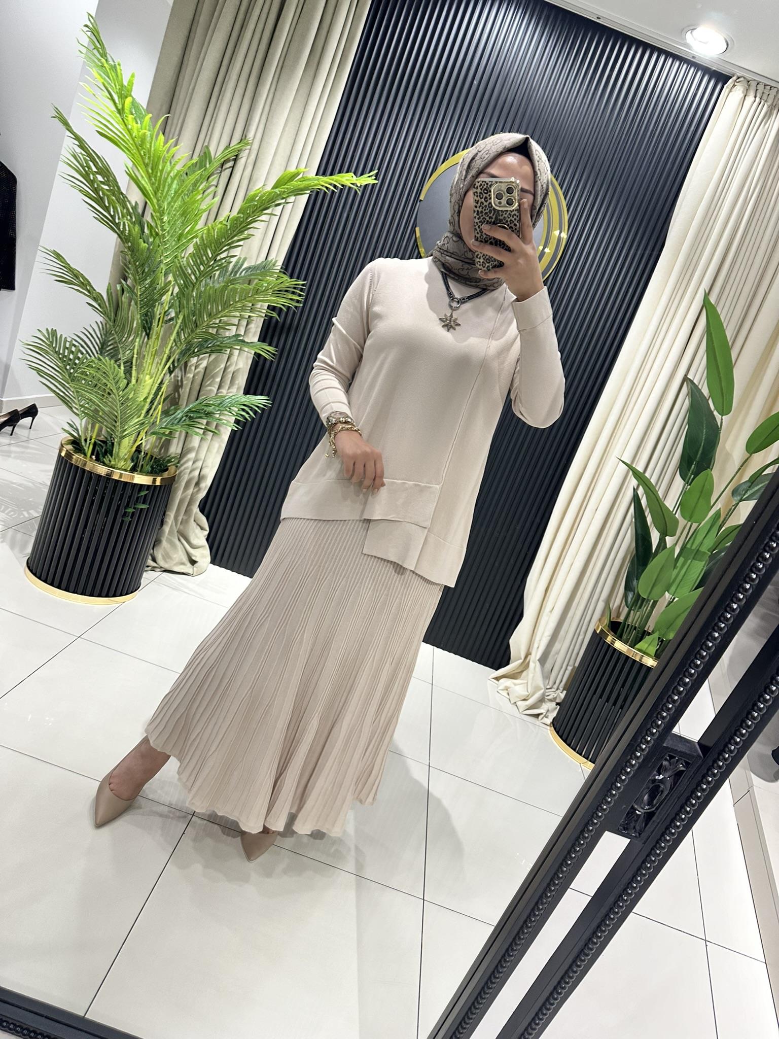 703 ETEKLİ TRİKO TAKIM BEJ