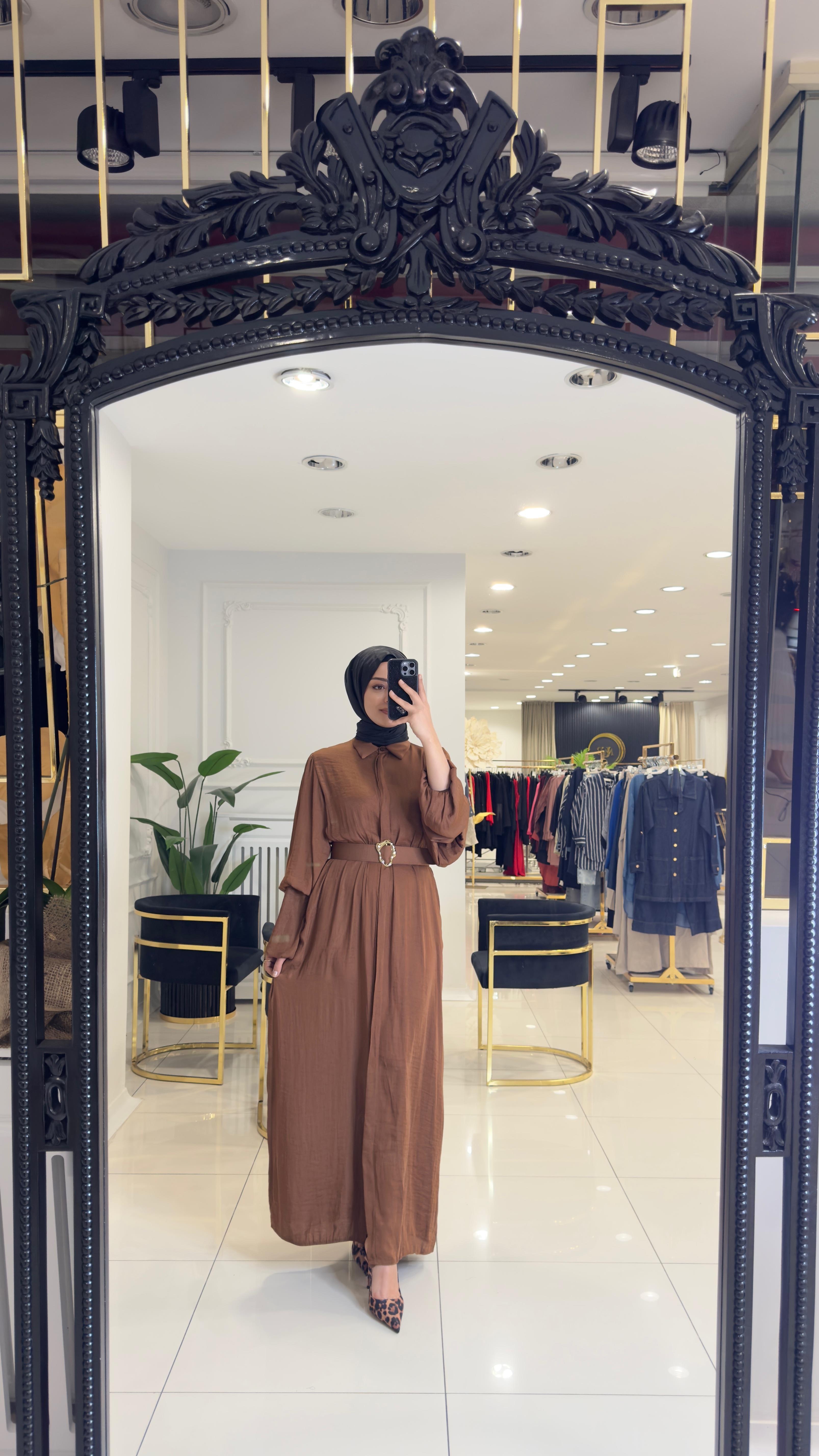 7252 Elyasa ipek dökümlü elbise- TARÇIN