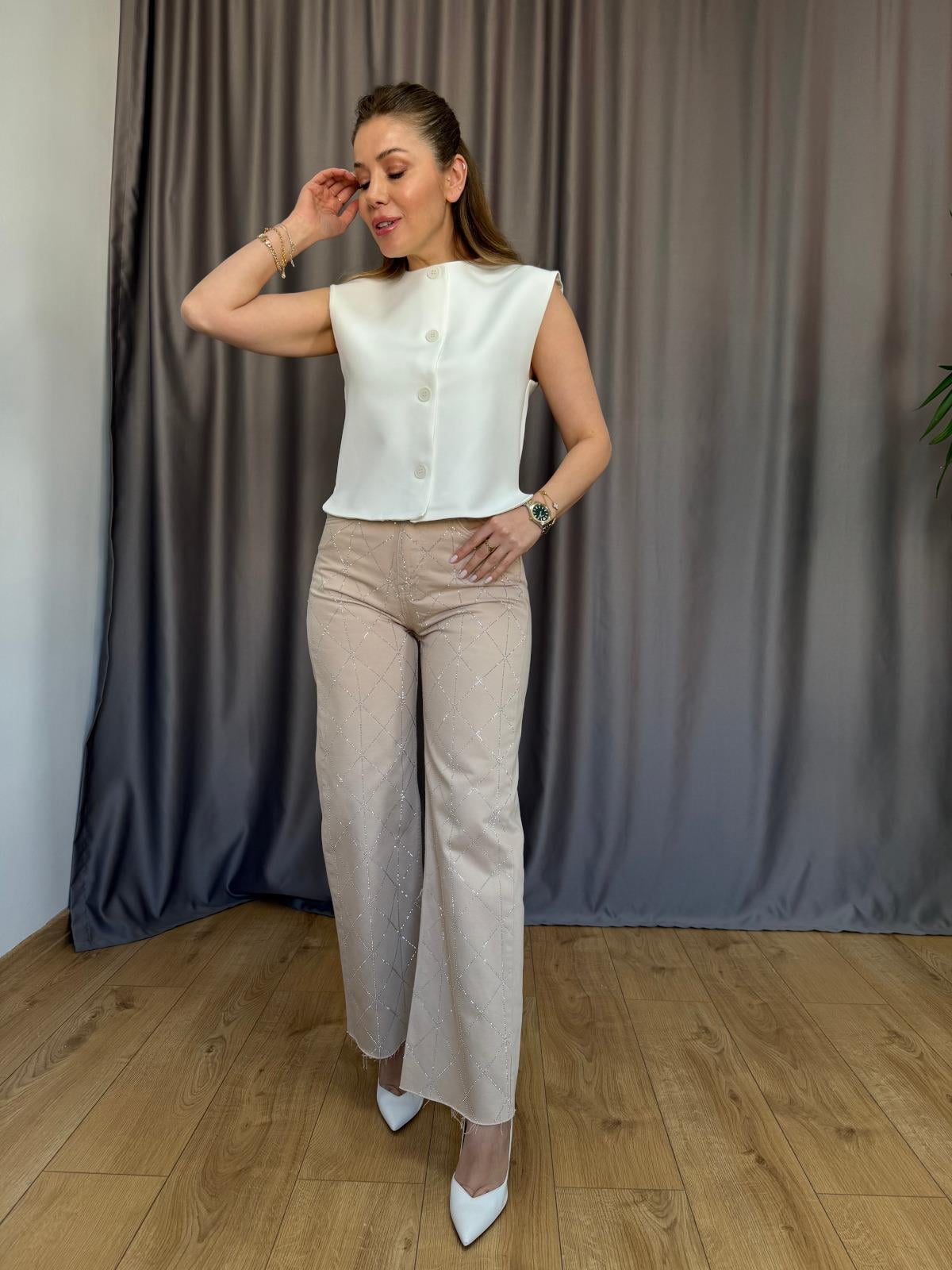 Bej Geometrik Taşlı Jean
