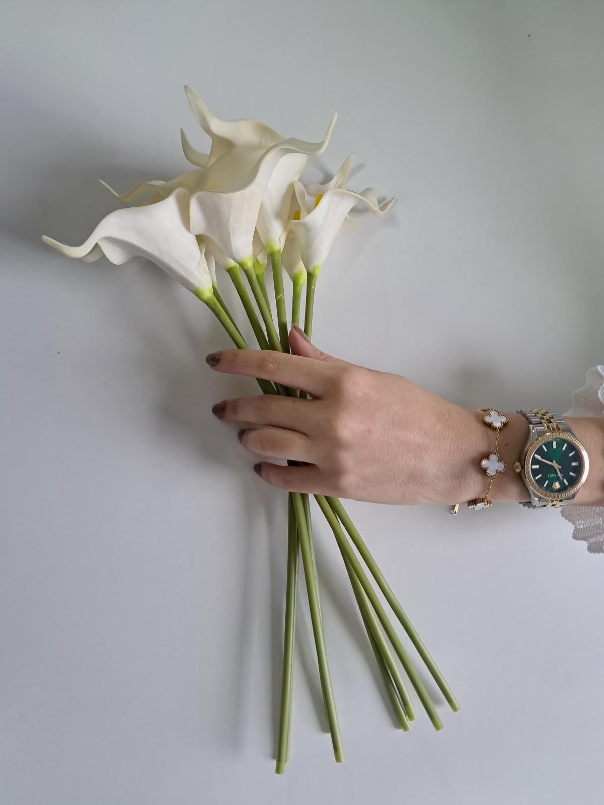 Çoklu Yonca Beyaz Bileklik