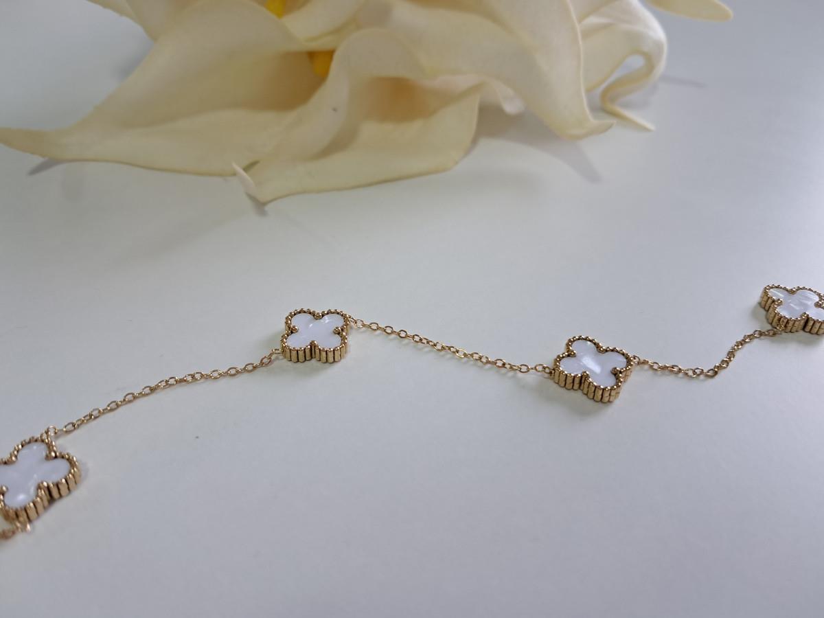 Çoklu Yonca Beyaz Kolye