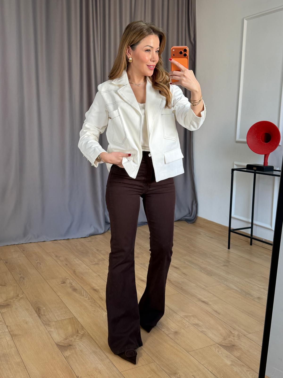 Ekru Dikiş Detaylı Jean Ceket
