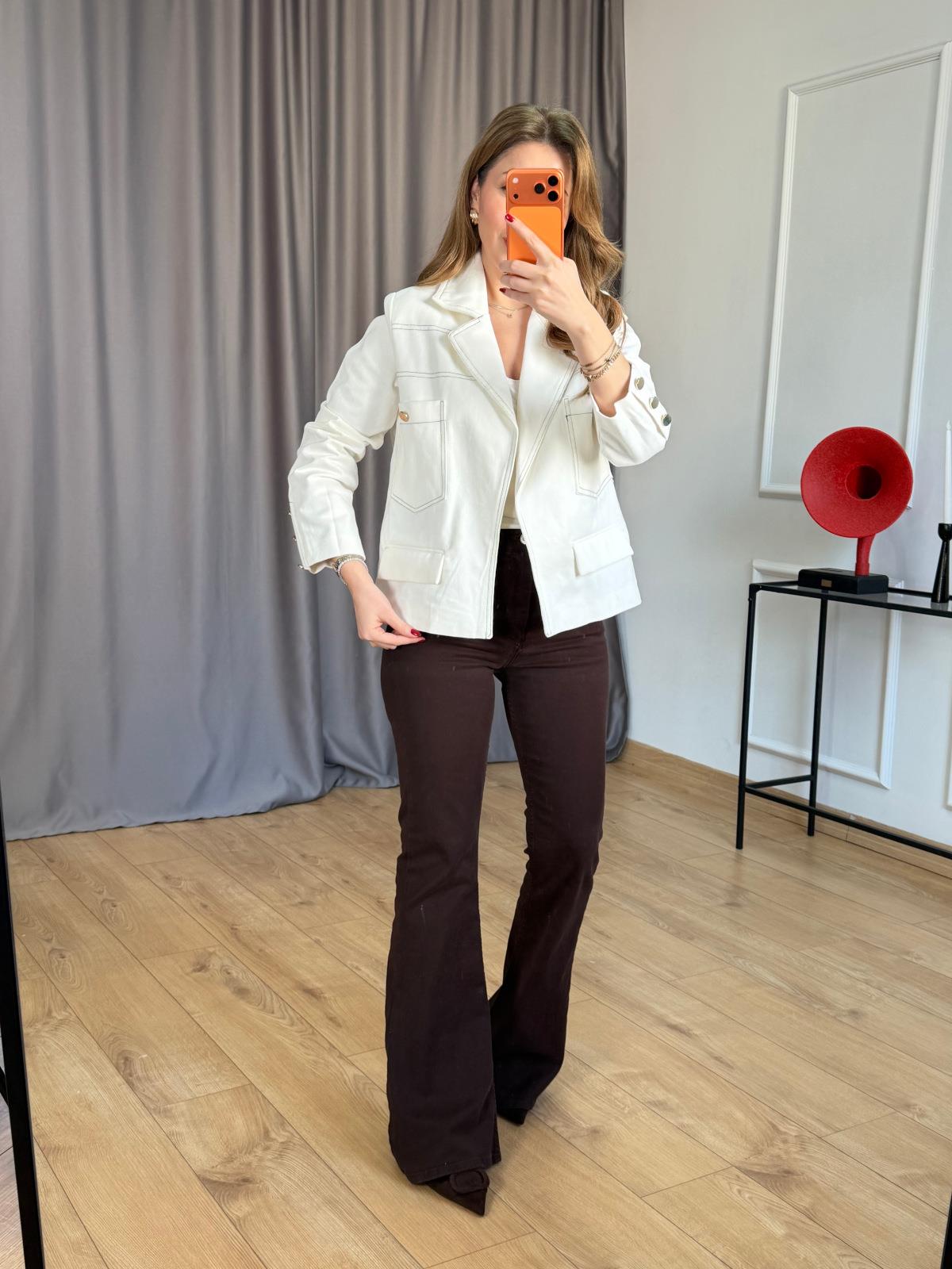 Ekru Dikiş Detaylı Jean Ceket