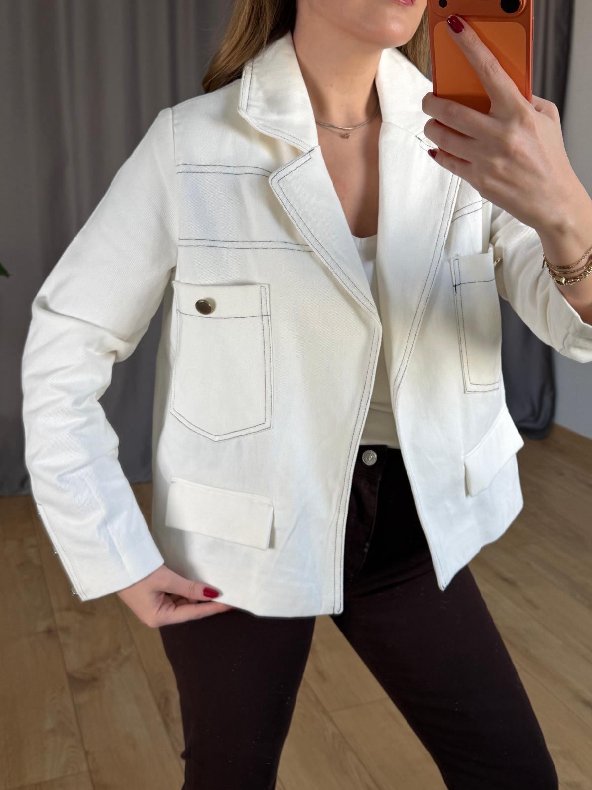 Ekru Dikiş Detaylı Jean Ceket