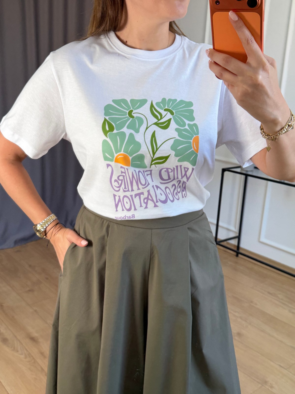 Ekru Ön Çiçek Baskılı Tshirt