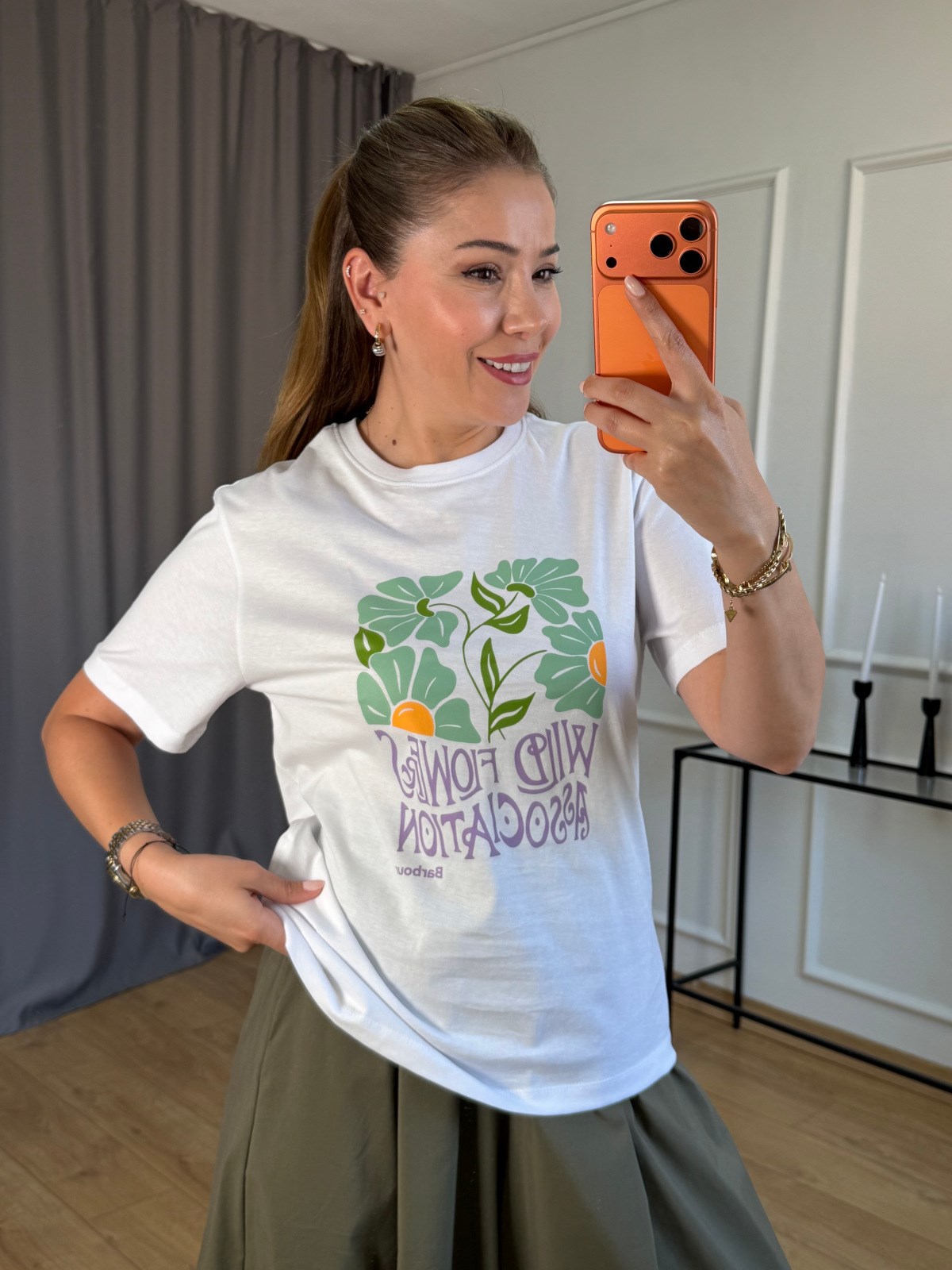 Ekru Ön Çiçek Baskılı Tshirt