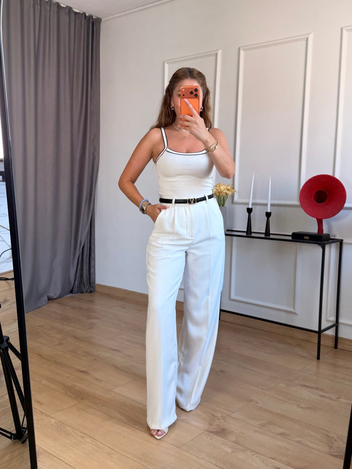 Ekru Şerit Detaylı Askılı Bluz