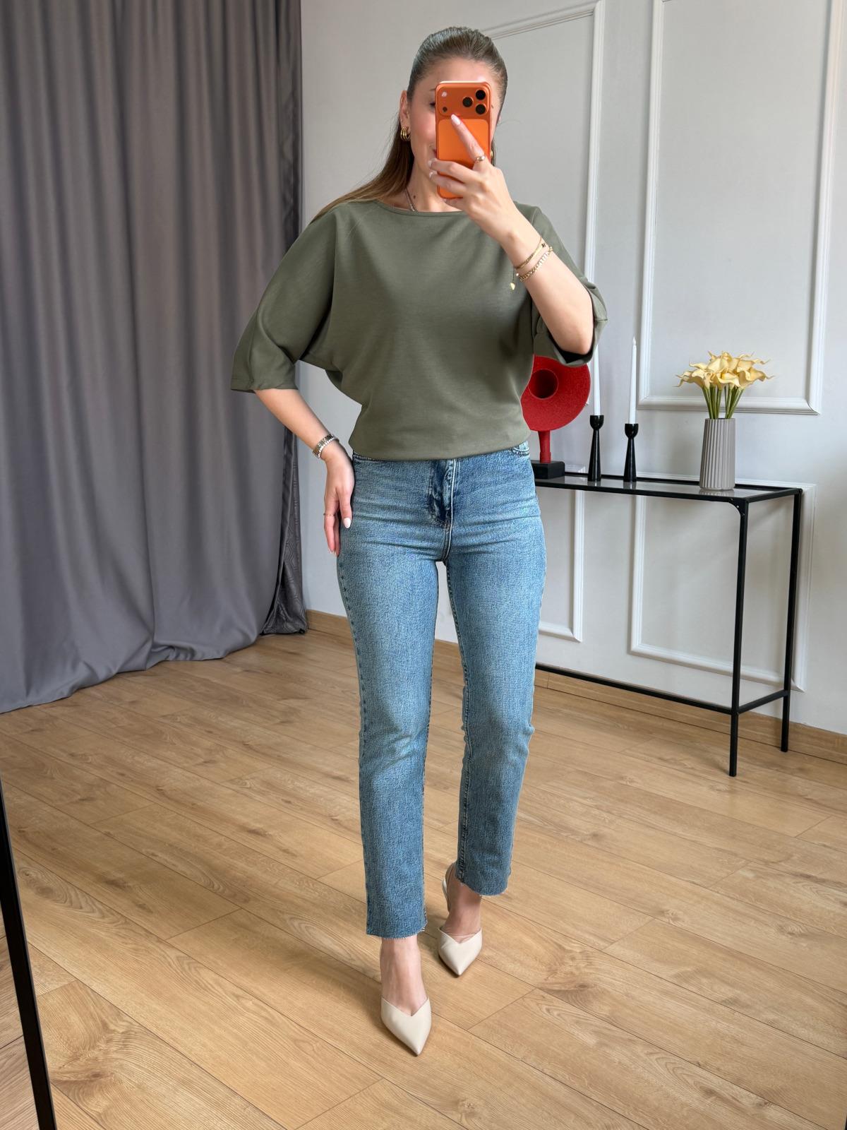 Haki Geniş Yaka Basic Tshirt