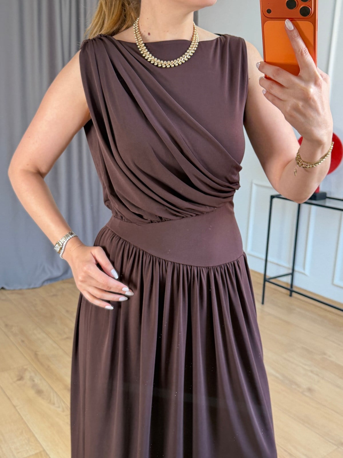 Kahve Drape Detaylı Belden Oturtmalı Elbise