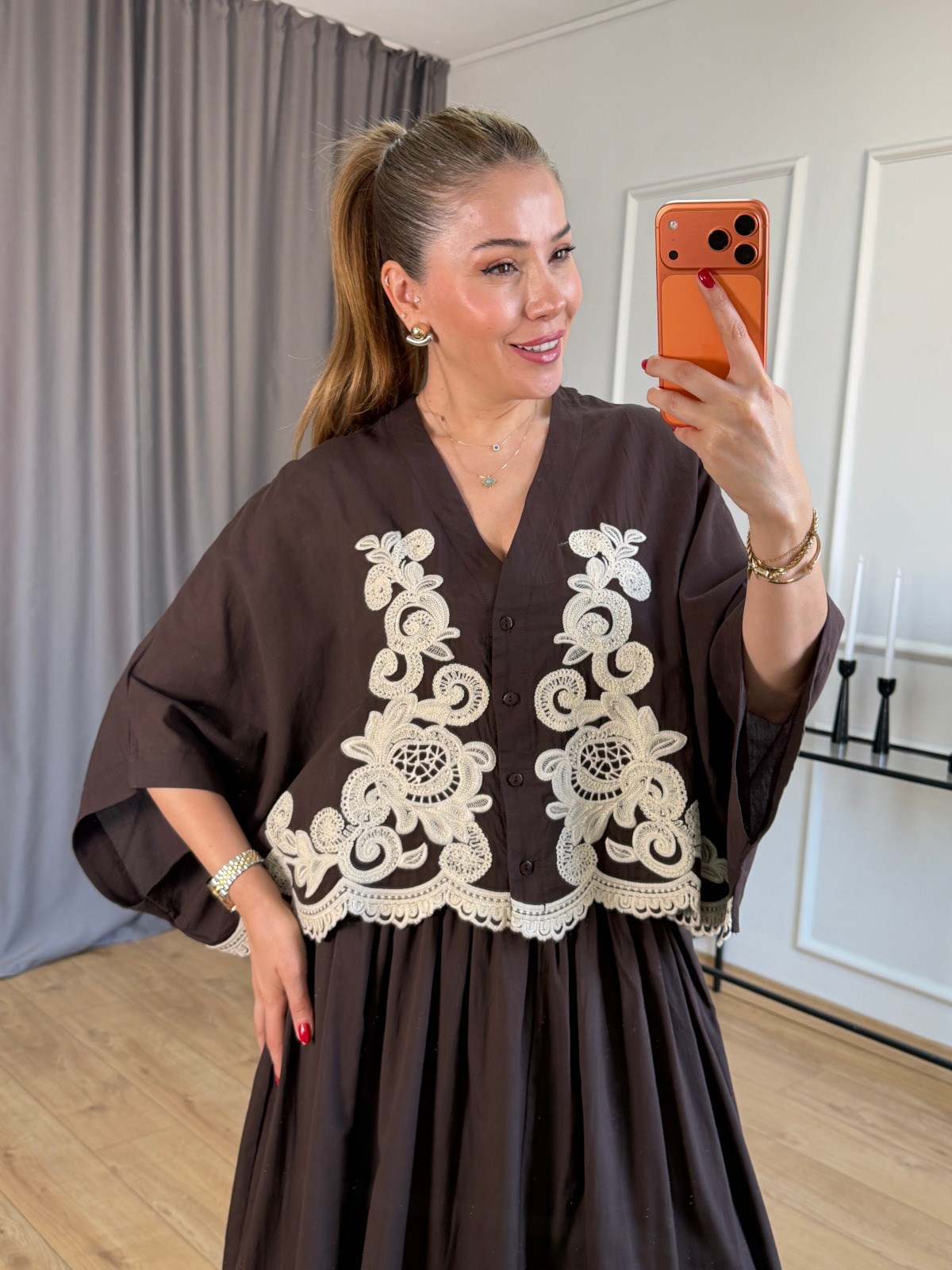 Kahve Nakışlı Bluz Etek Takım