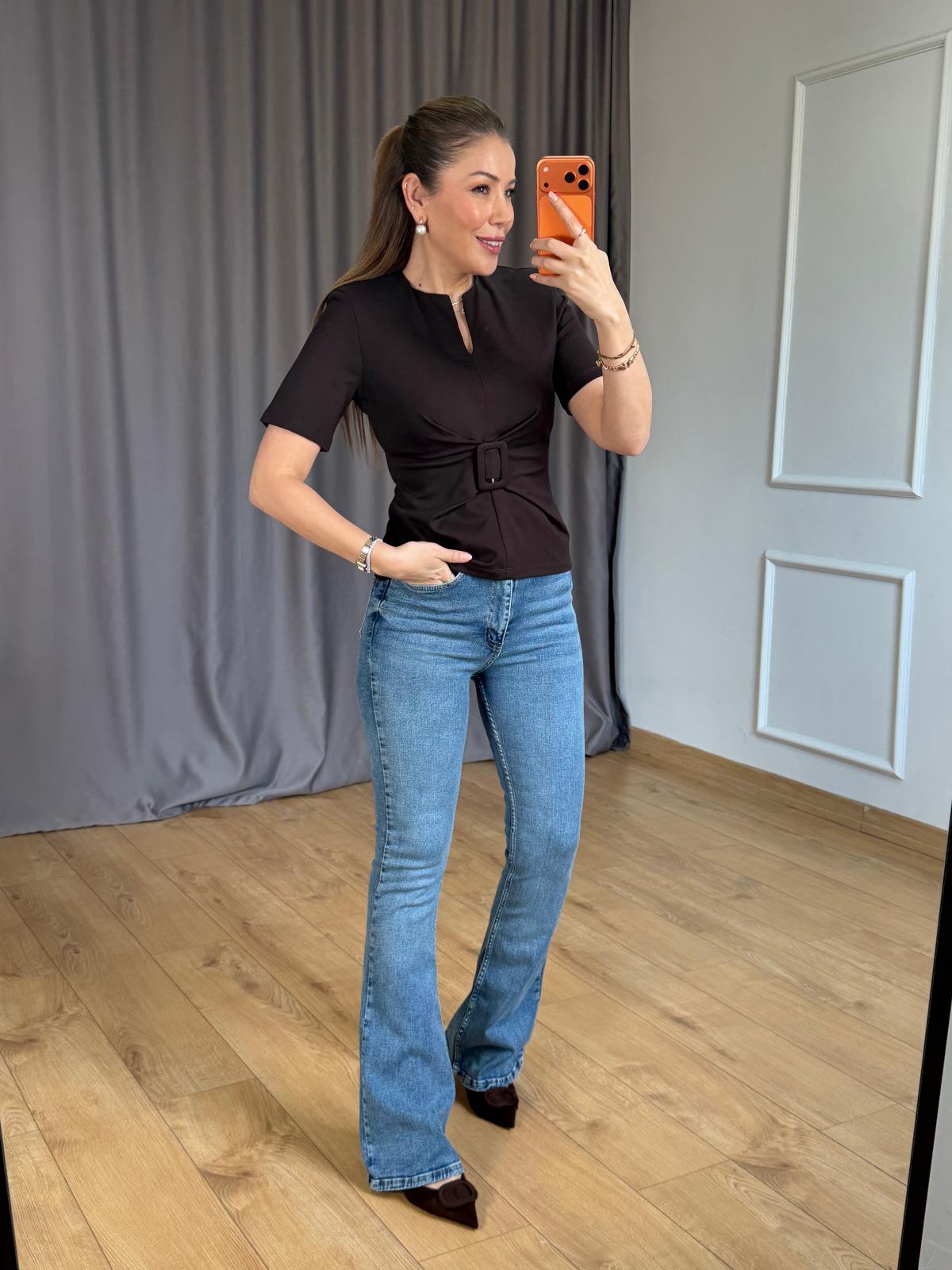 Kahve Toka Detay Bluz